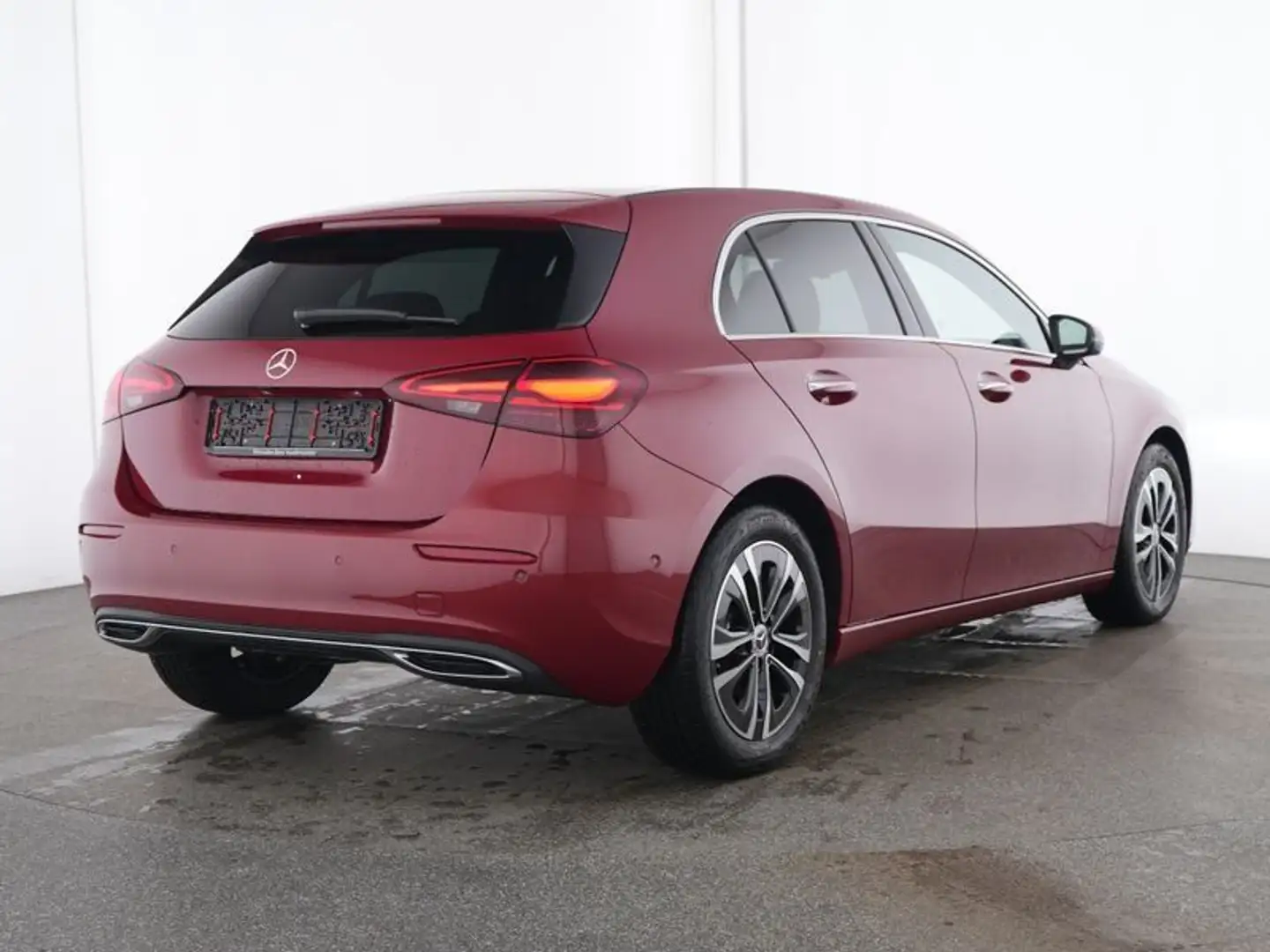 Mercedes-Benz A 200 Progressive;MBUX; Winter-Paket Rouge - 2
