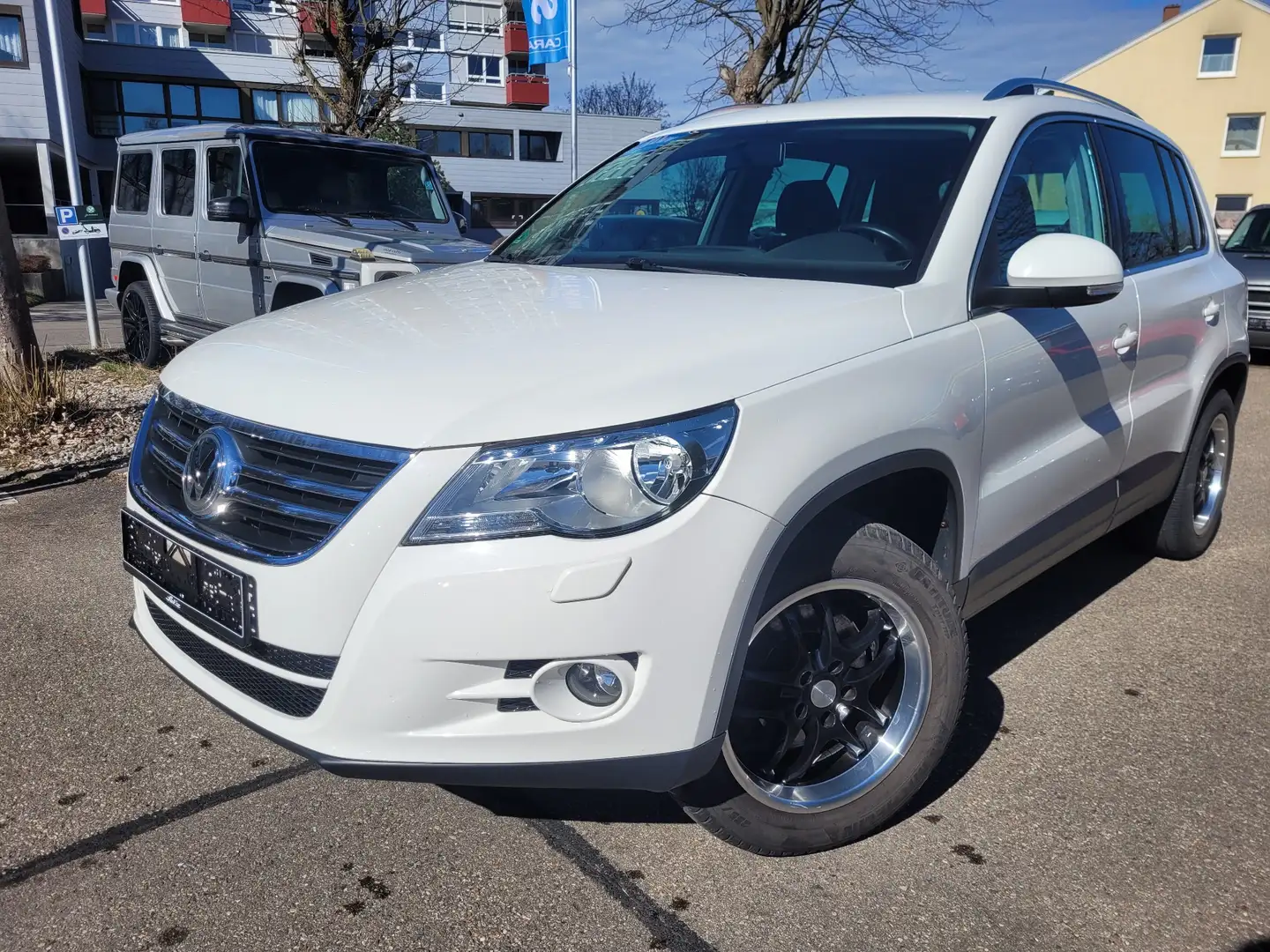 Volkswagen Tiguan 2.0 TDI Sport *4Motion/Automatik/AHK/SHZ° Weiß - 1