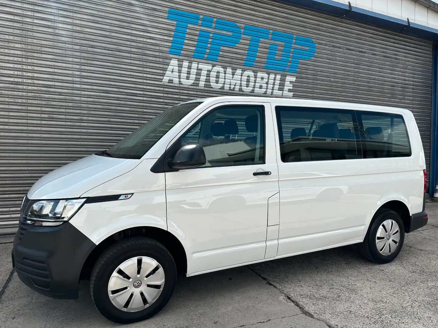 Volkswagen T6 Transporter T6.1 Transporter*9-SITZE*AUTOMATIK*KLIMA* Blanco - 1