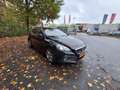 Volvo V40 Cross Country 2.0 D2 Ocean Race NETTE AUTO RIJDT EN SCHAKELT GOE Zwart - thumbnail 3