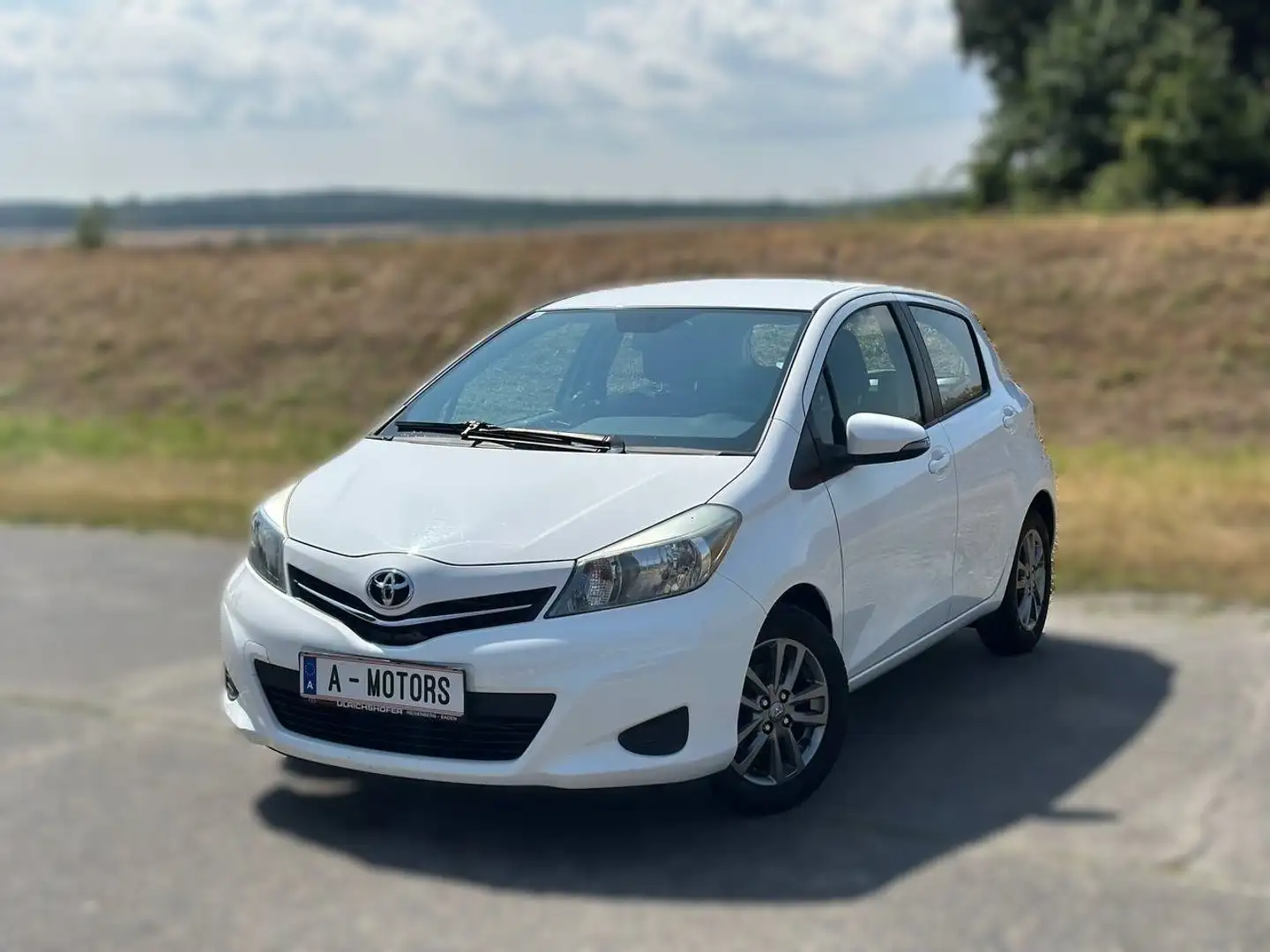 Toyota Yaris Yaris Lounge | 1. Besitz | Kamera | Serviceheft Weiß - 1