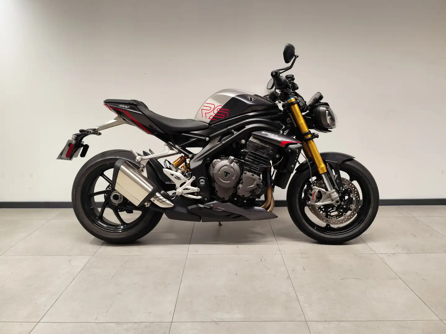 Triumph Speed Triple 1200 RS Červená - 1