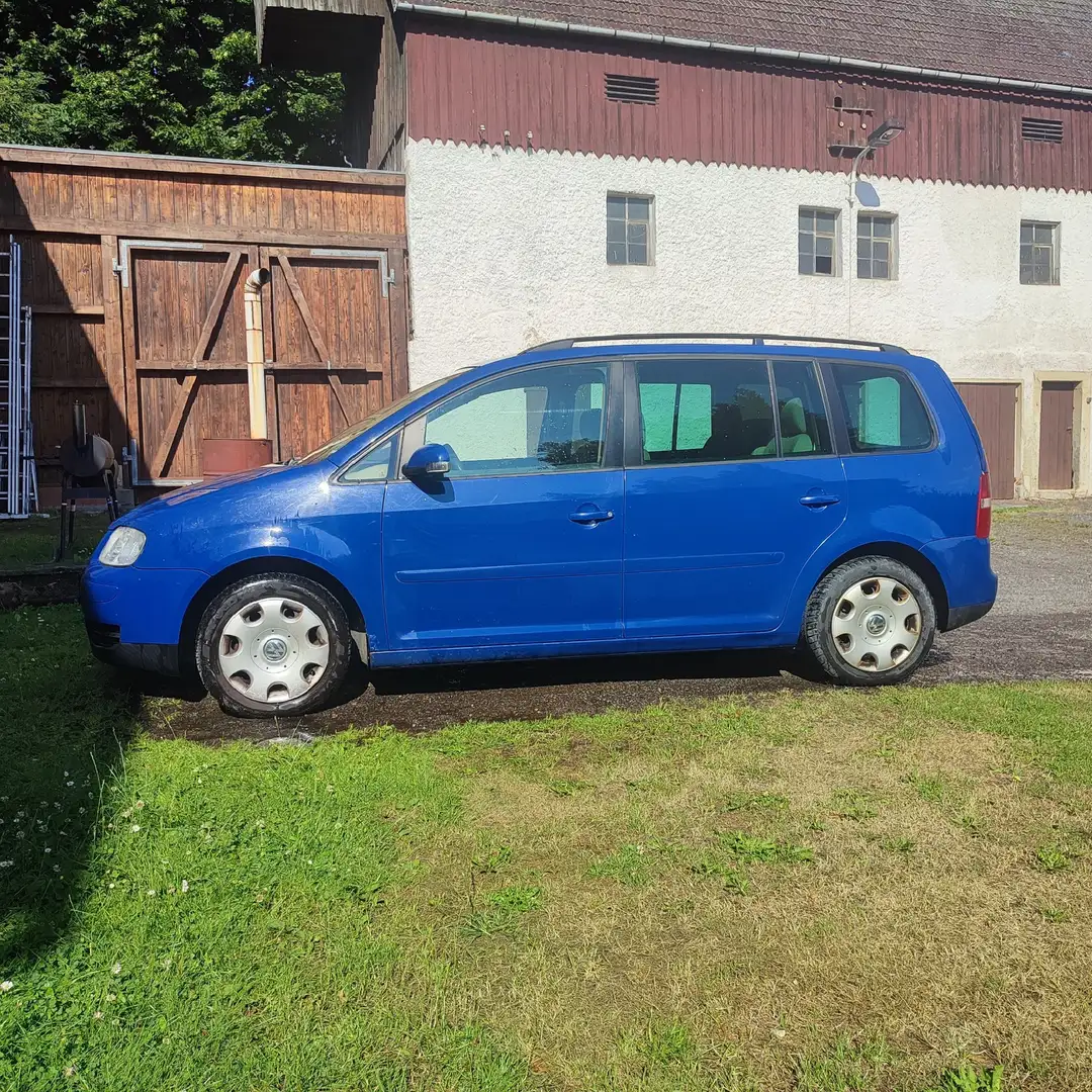 Volkswagen Touran 2.0 TDI Highline - 2