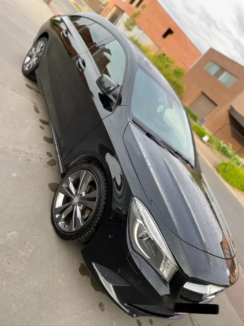 Mercedes-Benz CLA 220 Shooting Brake (CDI) d 4Matic 7G-DCT - 1