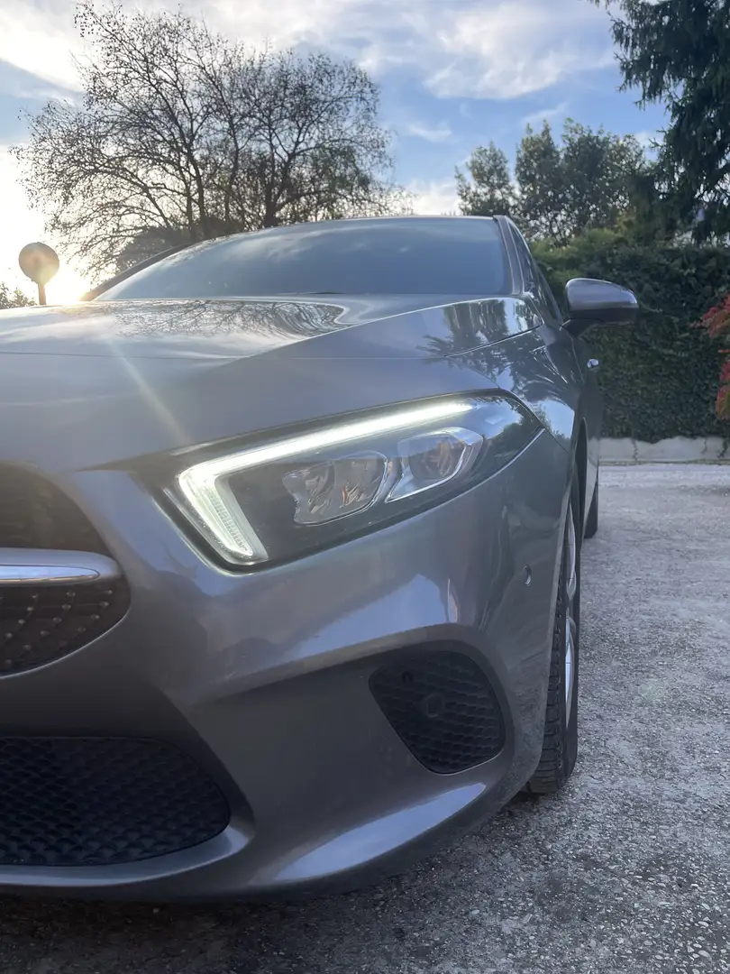 Mercedes-Benz A 180 d Premium auto Automatic Sedan - 1