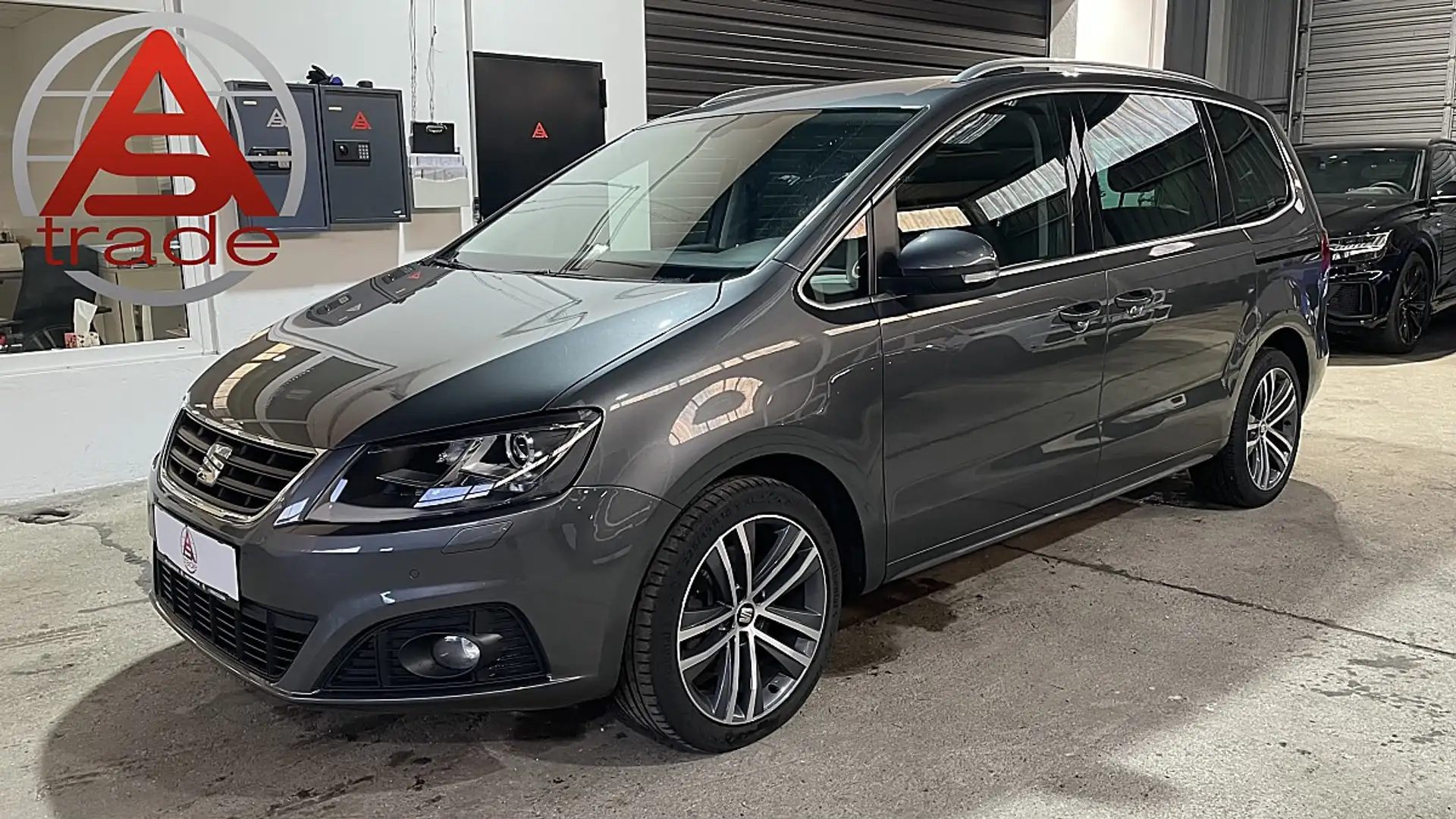 SEAT Alhambra Executive 2,0 TDI*Kamera*1 Besitz Grau - 1
