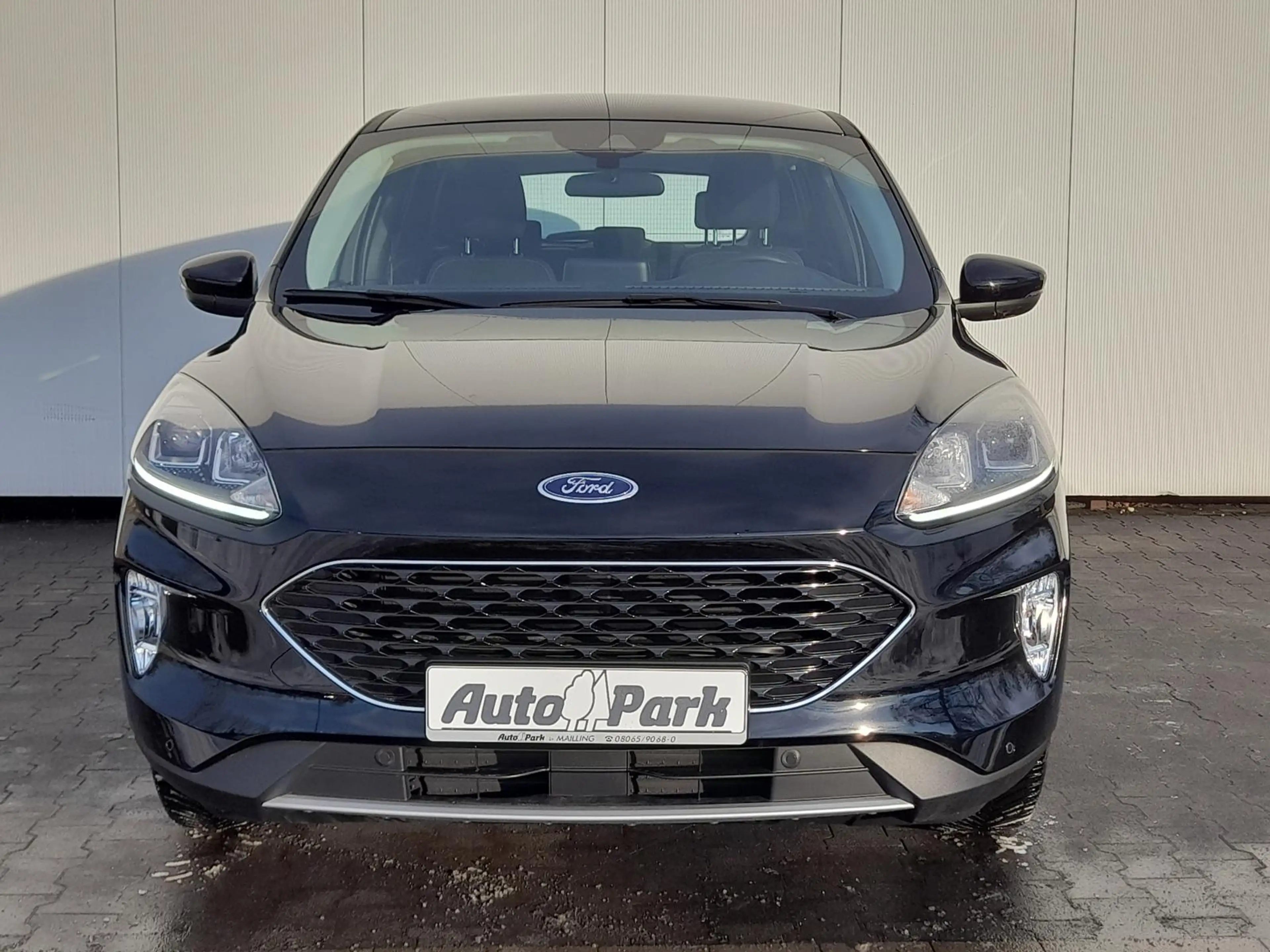 Ford Kuga 1.5 EcoBoost NAVI~AHK~SHZ~APP~2xPDC~GRA~DAB — photo 5