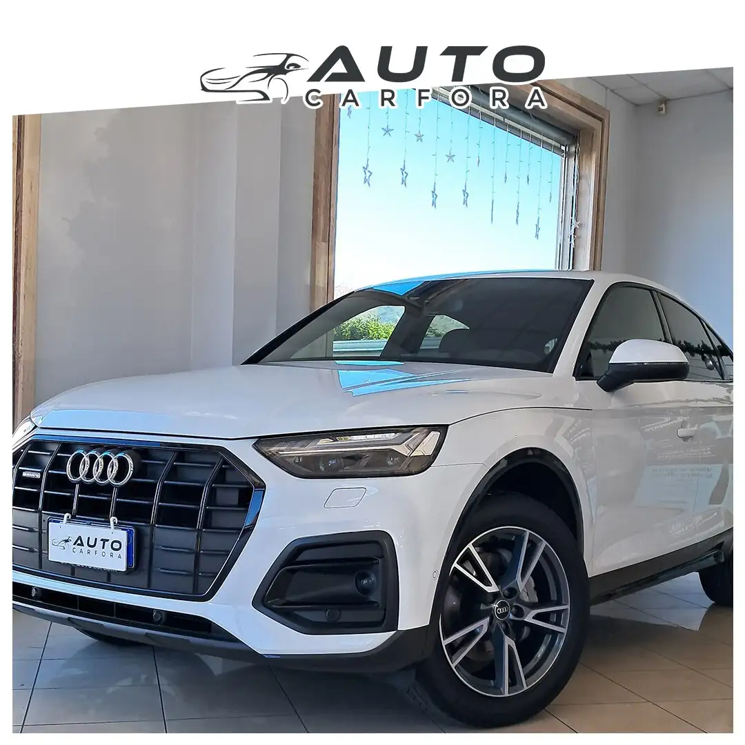Audi Q5 Sportback 40 tdi Identity Black s-line interno Bianco - 2