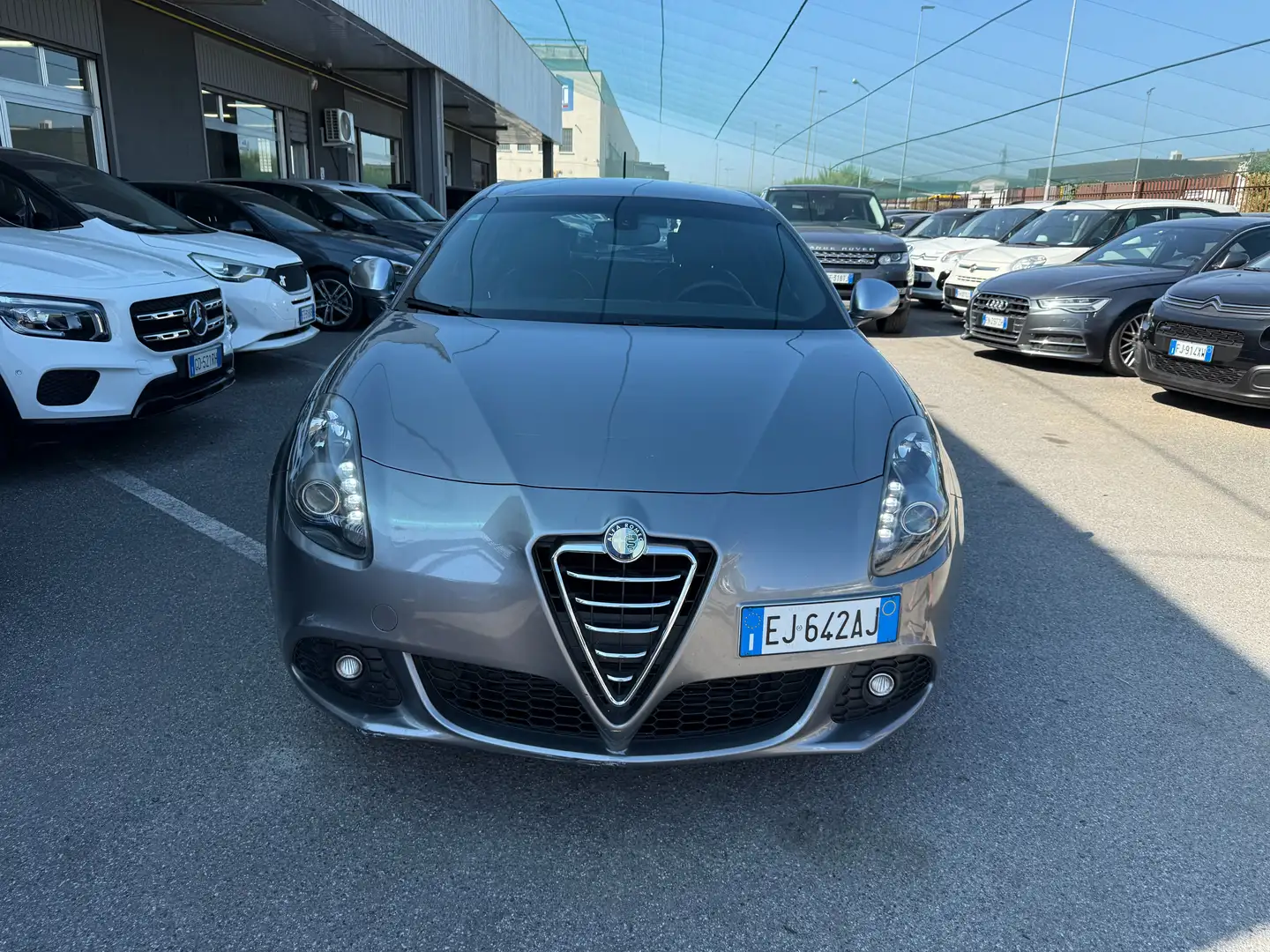 Alfa Romeo Giulietta Giulietta III 2010 2.0 140cv Grey - 2