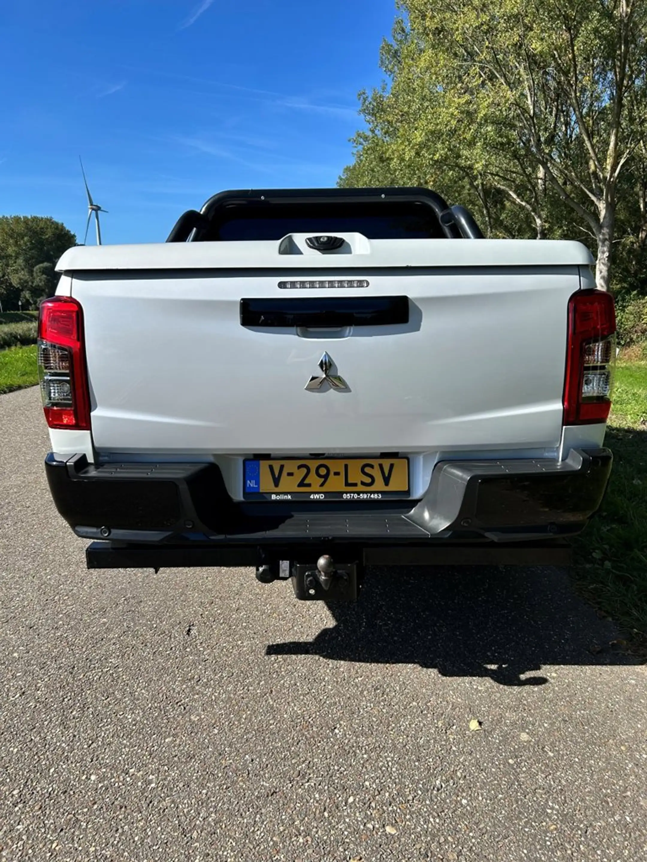 Mitsubishi L200 2.2 DI-D Double Cab Instyle — photo 11
