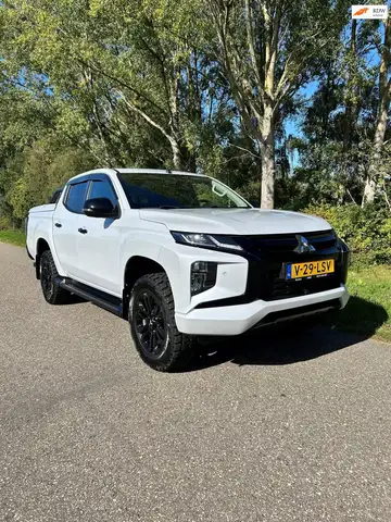 Mitsubishi L200 2.2 DI-D Double Cab Instyle