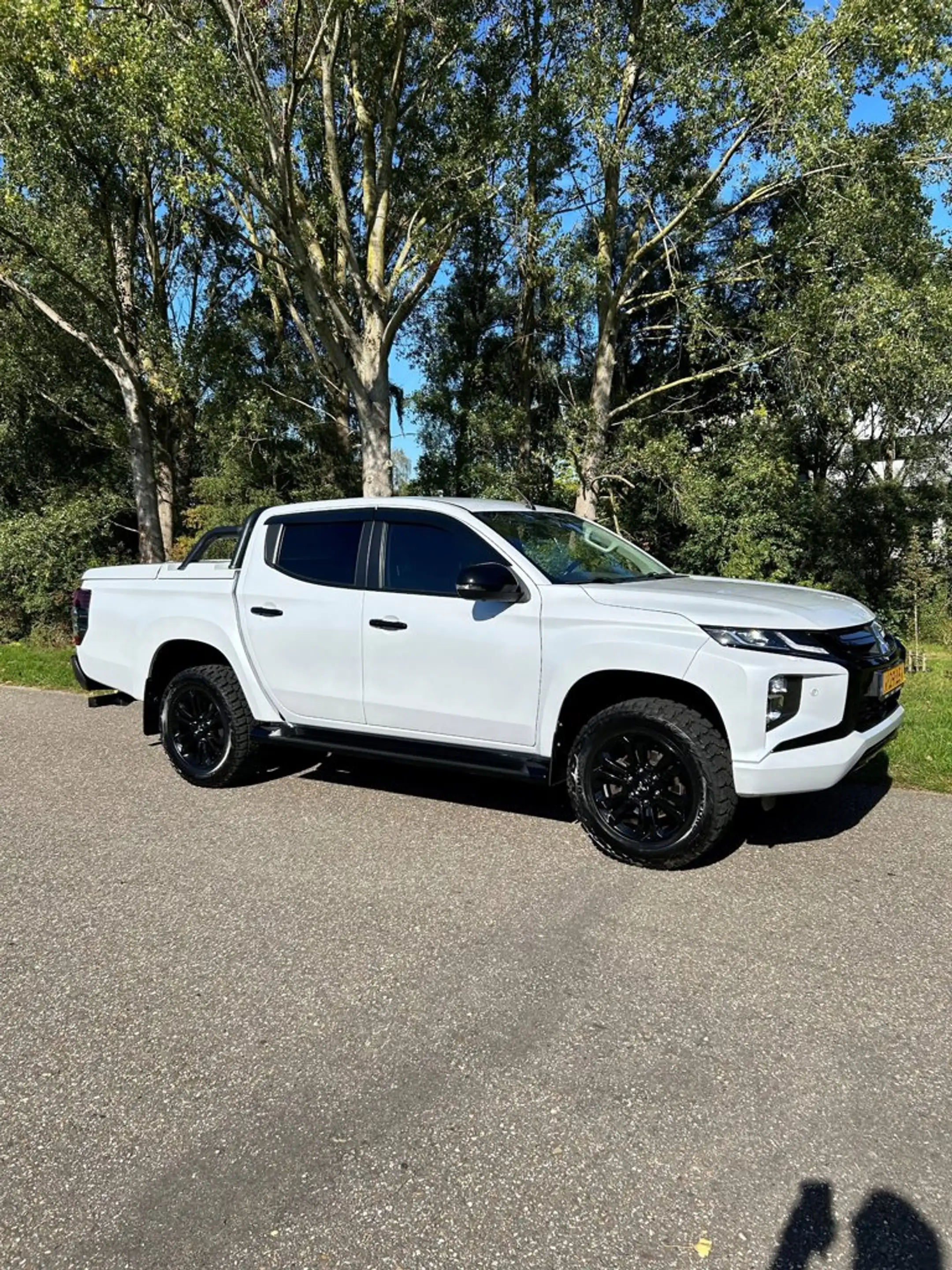 Mitsubishi L200 2.2 DI-D Double Cab Instyle — photo 3
