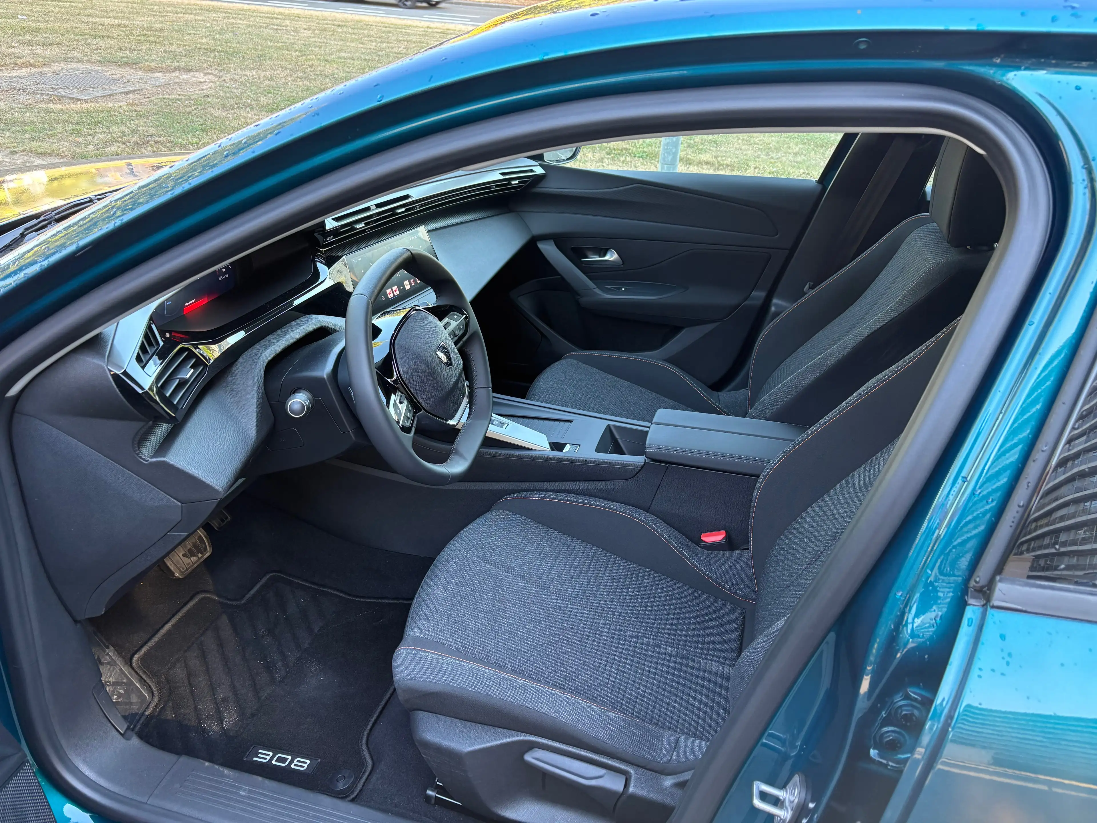 Peugeot 308 Turbo MHEV Style Pack S — photo 7