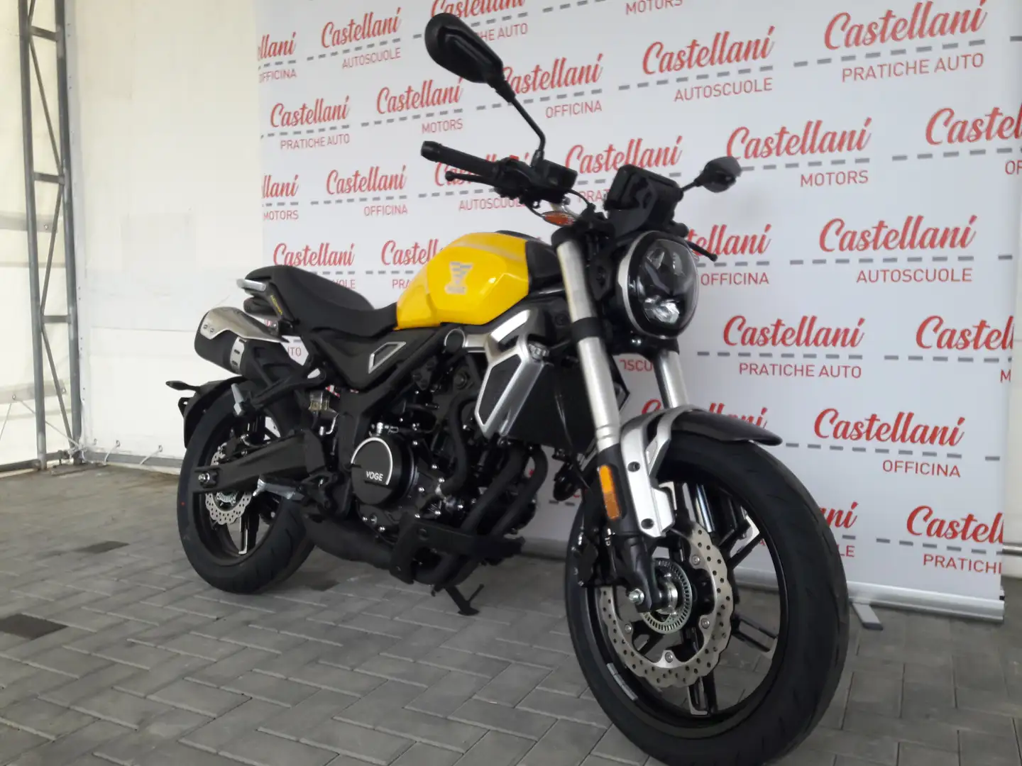 Voge VOGE TROFEO 350 AC SCRAMBLER Giallo - 1