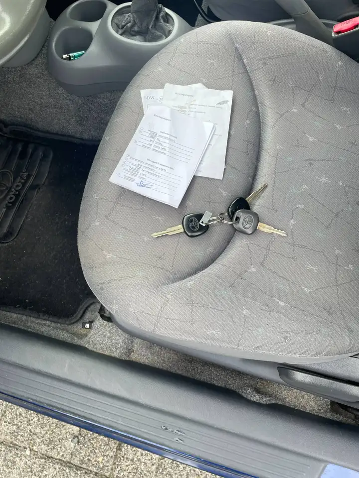 Toyota Yaris 1.0-16V VVT-i Terra, foto 10