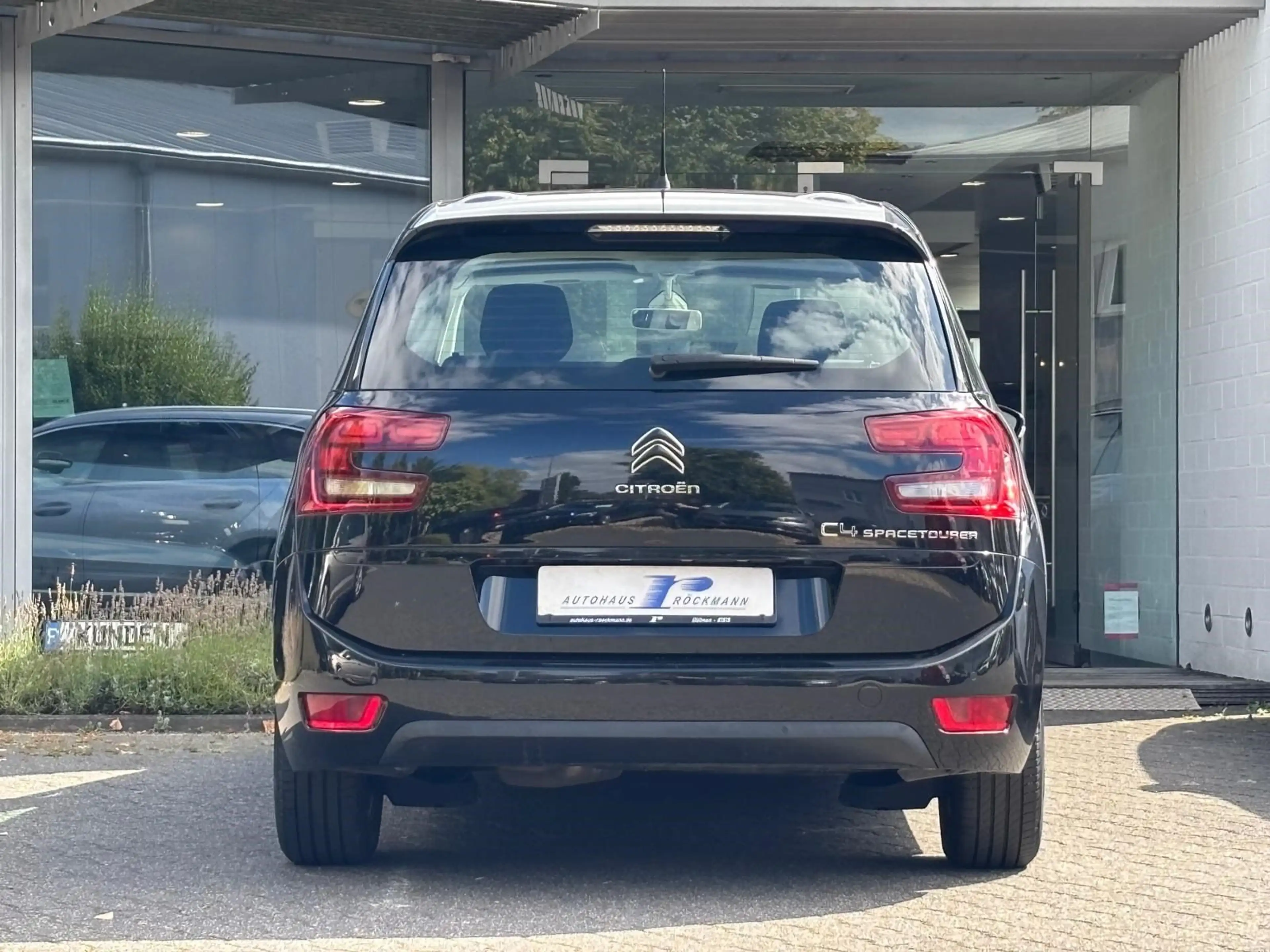 Citroen Grand C4 Picasso Spacetourer — photo 6