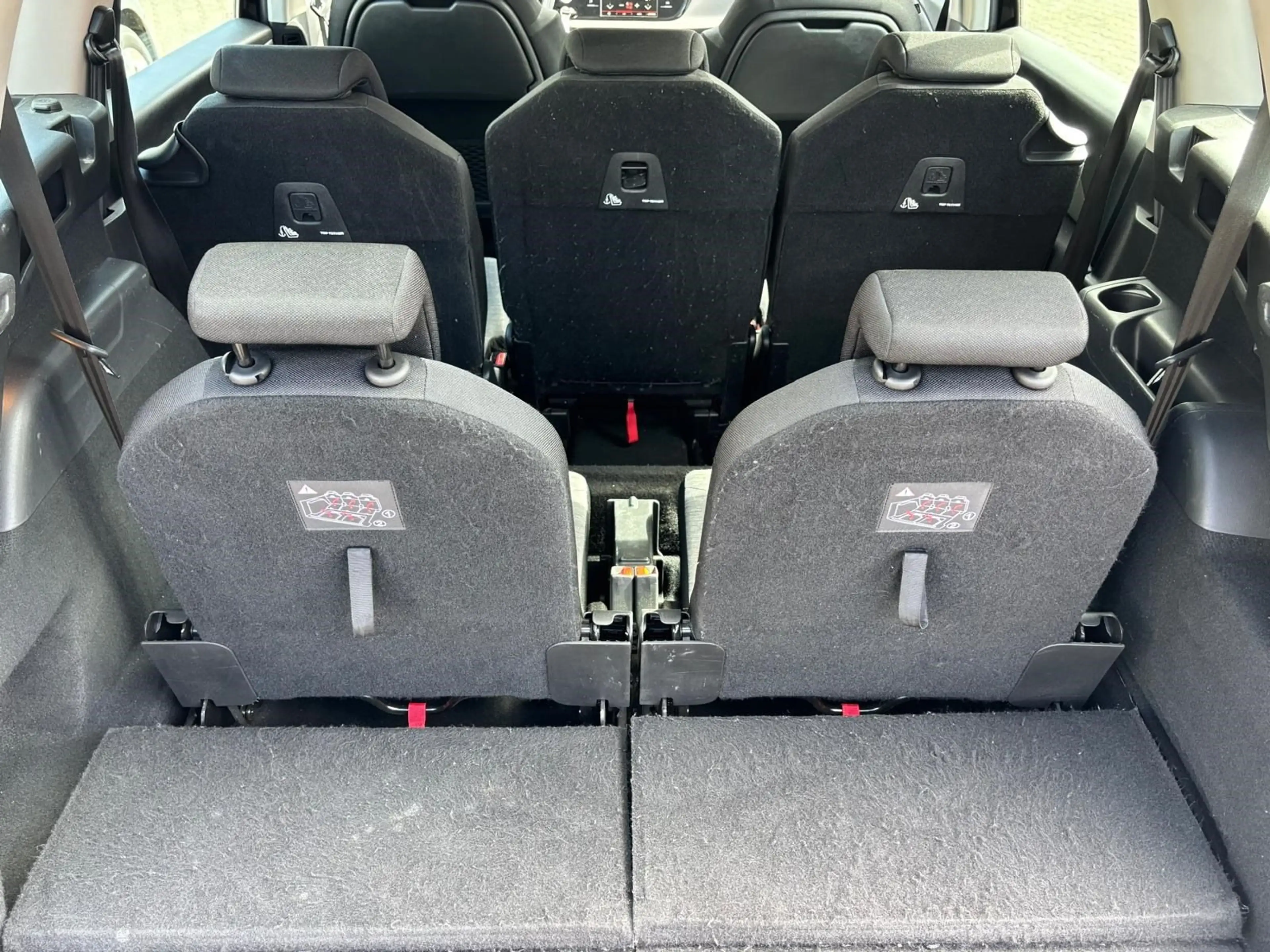 Citroen Grand C4 Picasso Spacetourer — photo 13