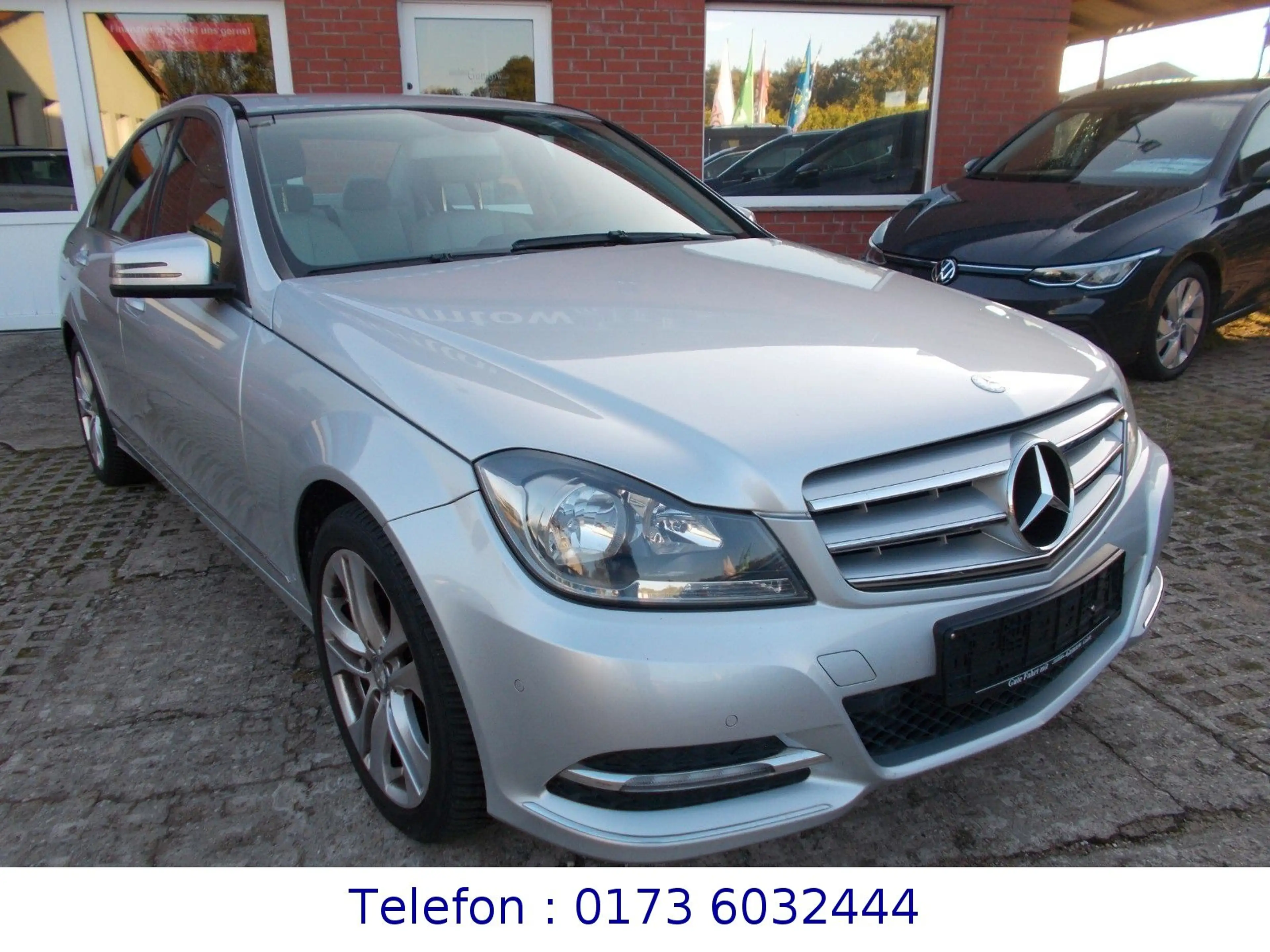 Mercedes-Benz C 180 C Limousine C 180 CGI BlueEfficiency — photo 2
