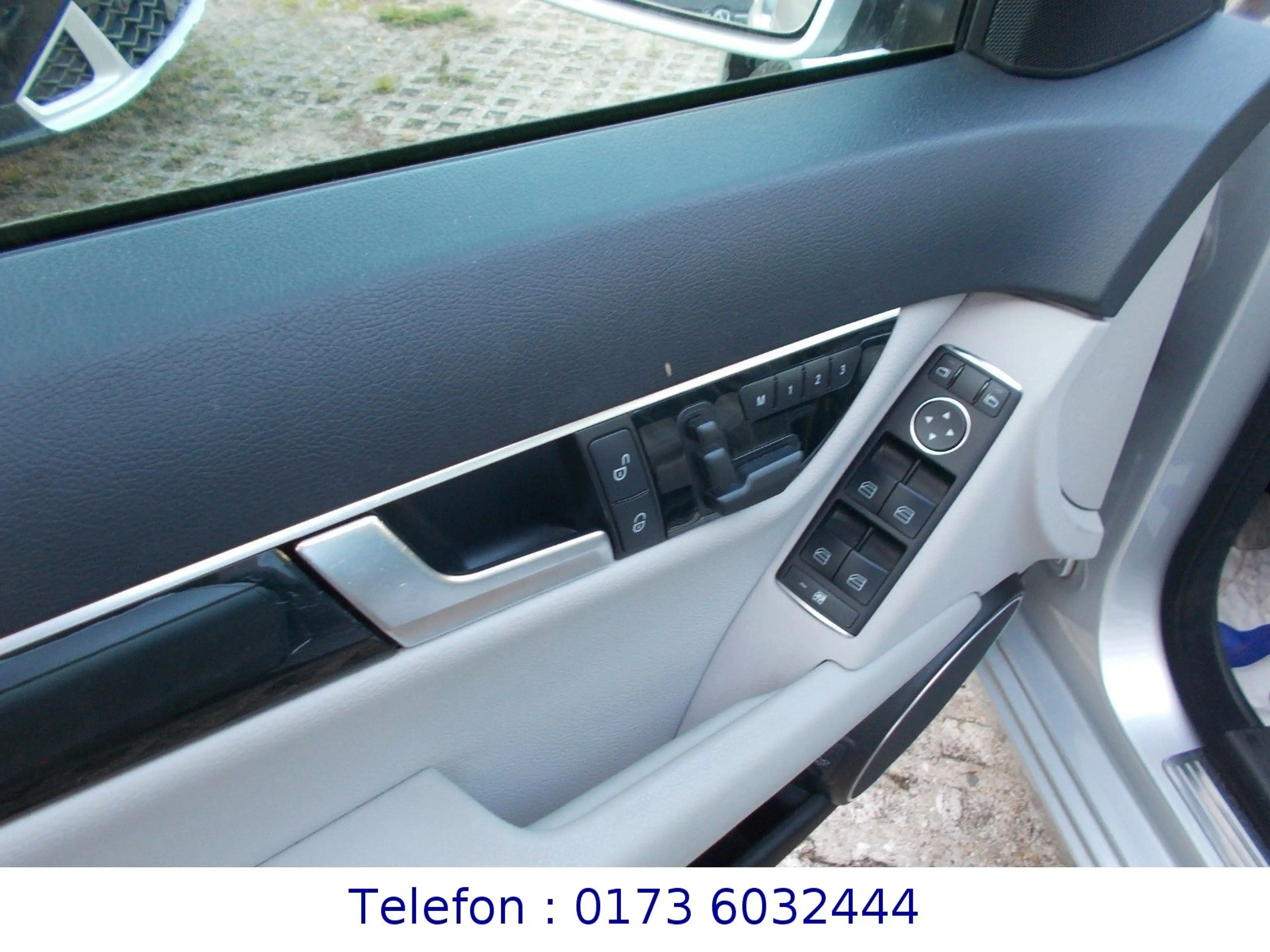 Mercedes-Benz C 180 C Limousine C 180 CGI BlueEfficiency — photo 12