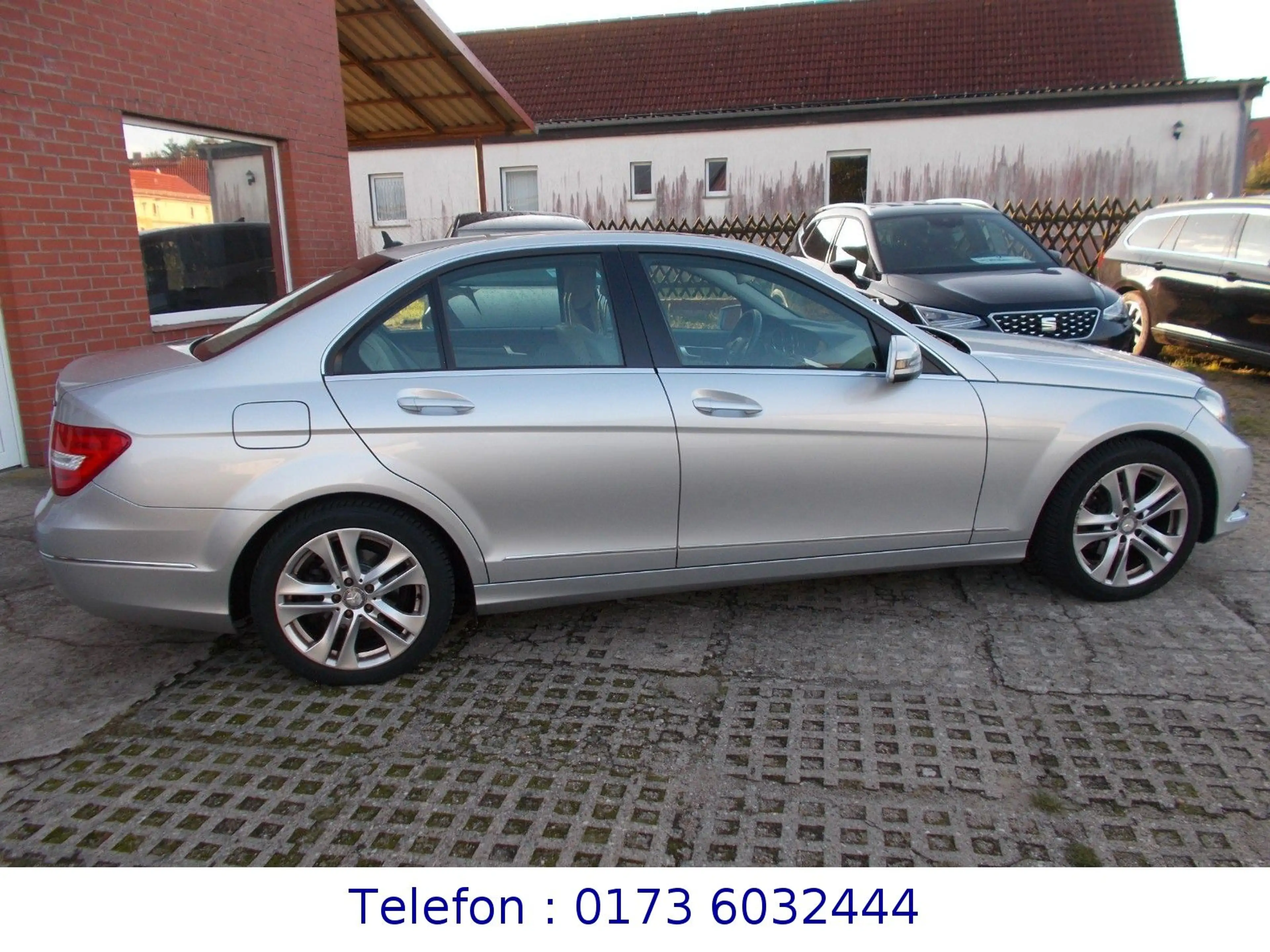 Mercedes-Benz C 180 C Limousine C 180 CGI BlueEfficiency — photo 10