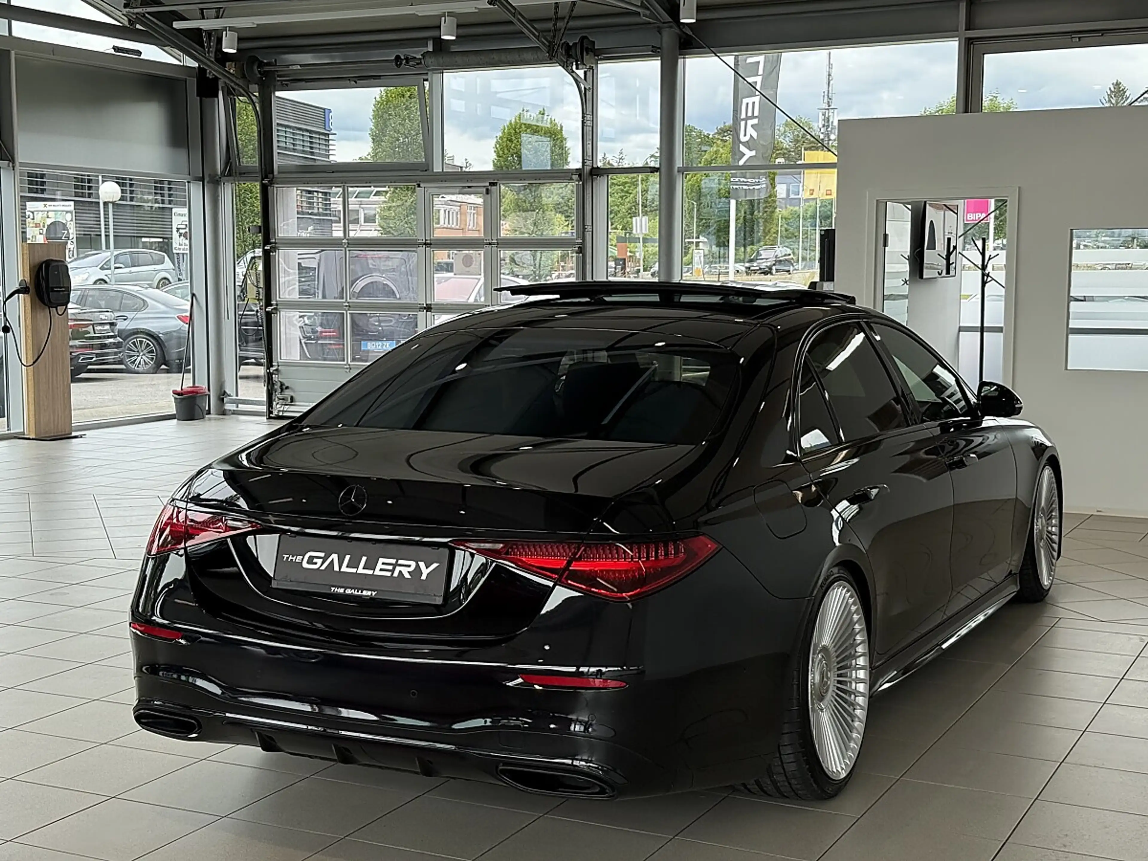 Mercedes-Benz S 580 e lang Aut.*AMG-Line*Panorama*21"*Luft*360° — photo 4