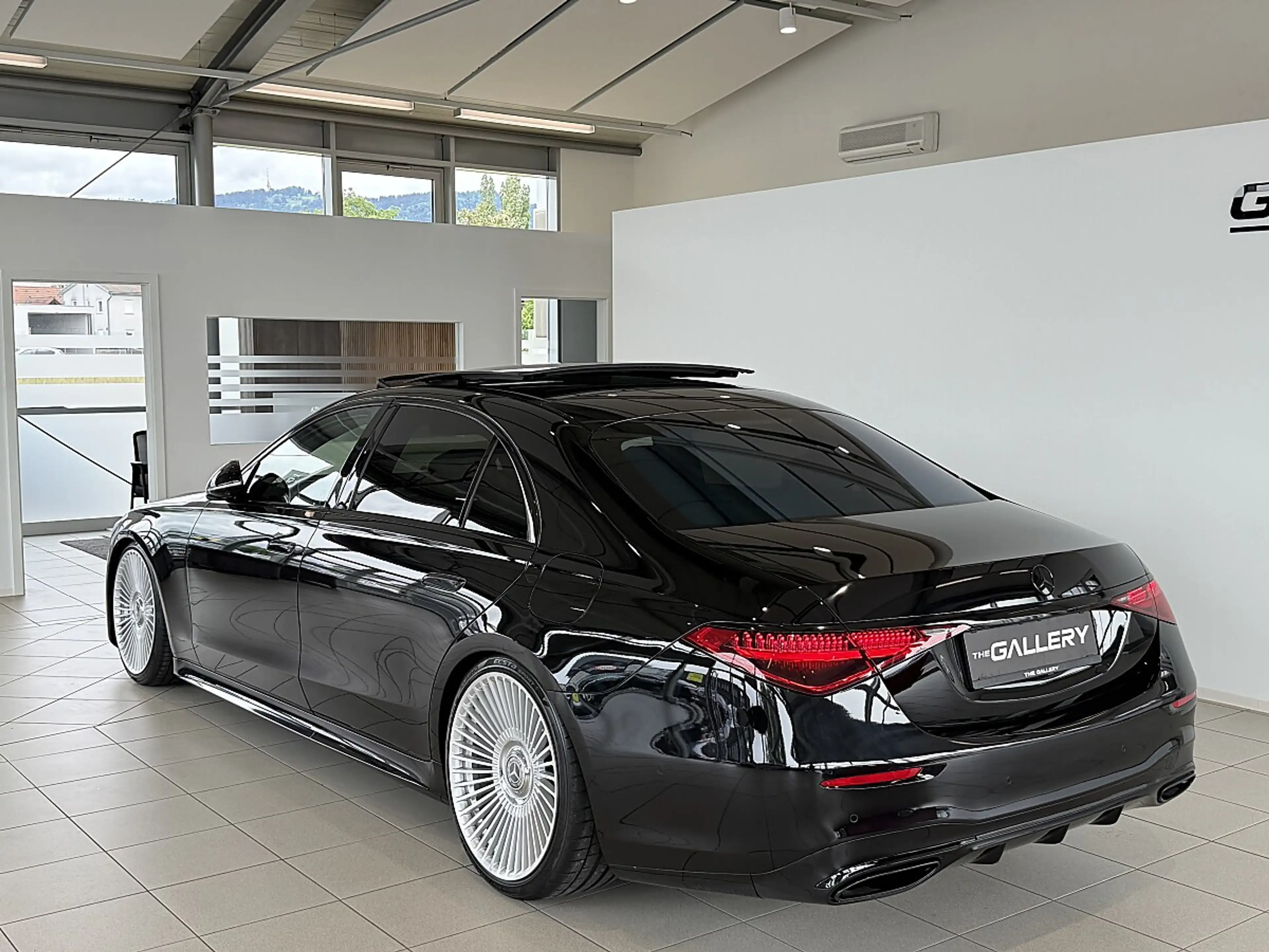 Mercedes-Benz S 580 e lang Aut.*AMG-Line*Panorama*21"*Luft*360° — photo 7