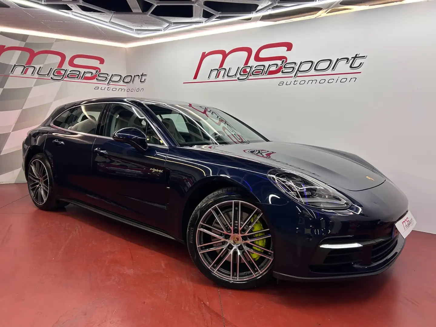 Porsche Panamera 4 e-Hybrid Sport Turismo Blauw - 2