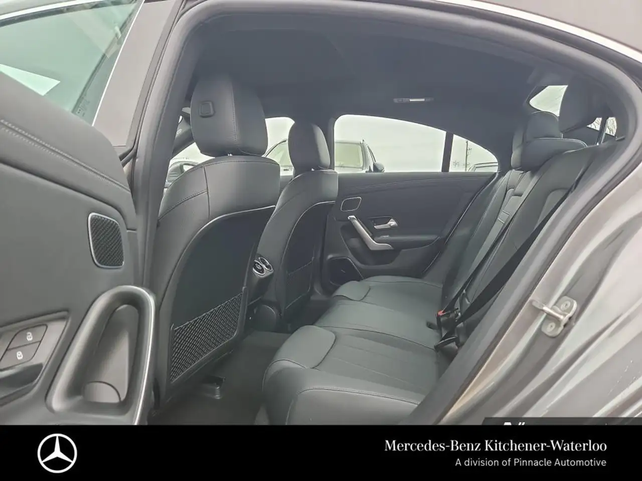 Mercedes-Benz CLA снимка Mercedes-Benz CLA