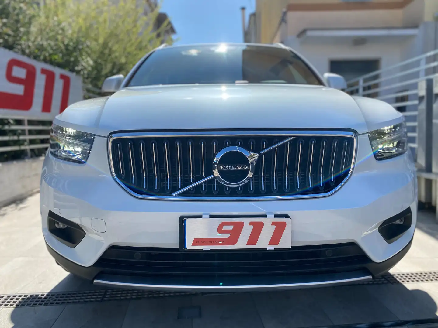 Volvo XC40 1.5 t5 phev Inscription Expression Tetto Pelle Bianco - 1