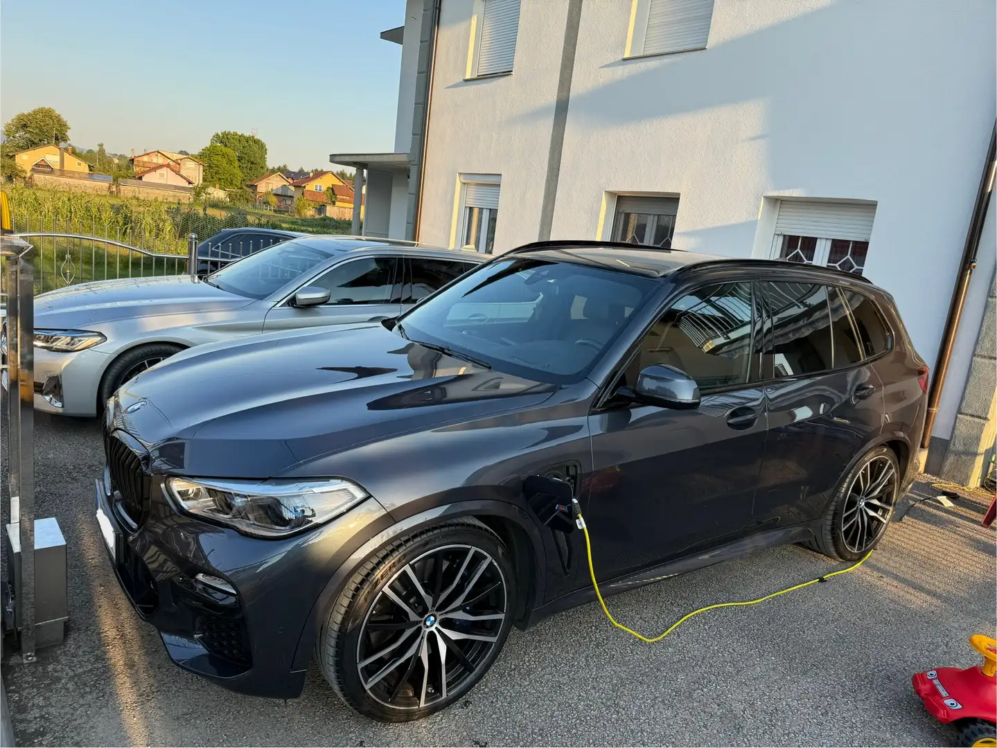 BMW X5 X5 xDrive45e PHEV Aut. Grau - 1