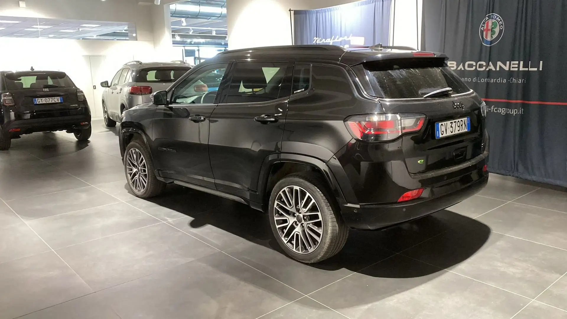 Jeep Compass Compass 1.5 Turbo T4 130 CV MHEV 2WD Summit Negro - 2