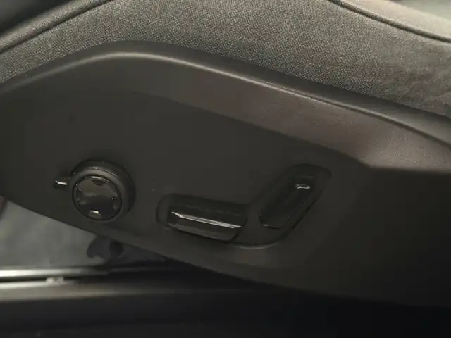 Volvo XC90 view 20