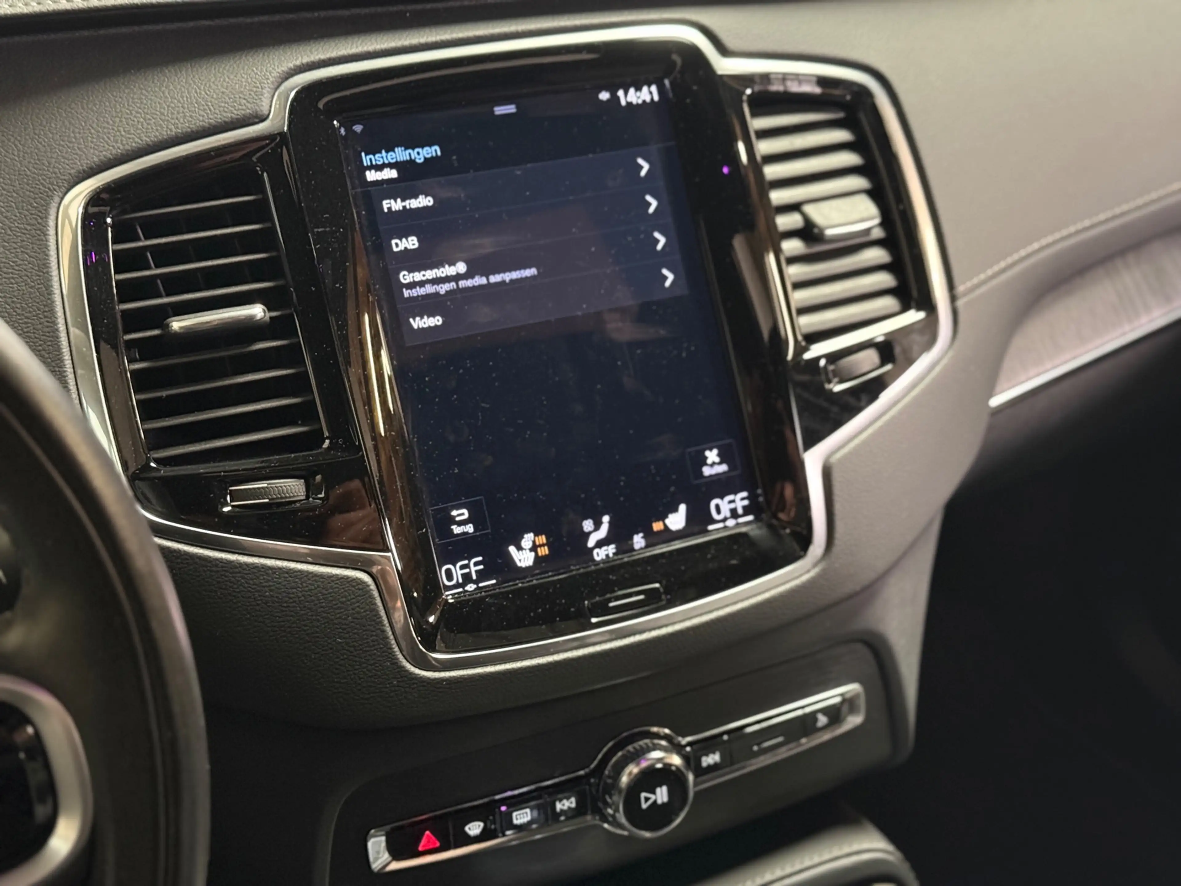 Volvo XC90 2.0 T8 Recharge AWD R-Design | Pano | Stuur/Stoelv — photo 28