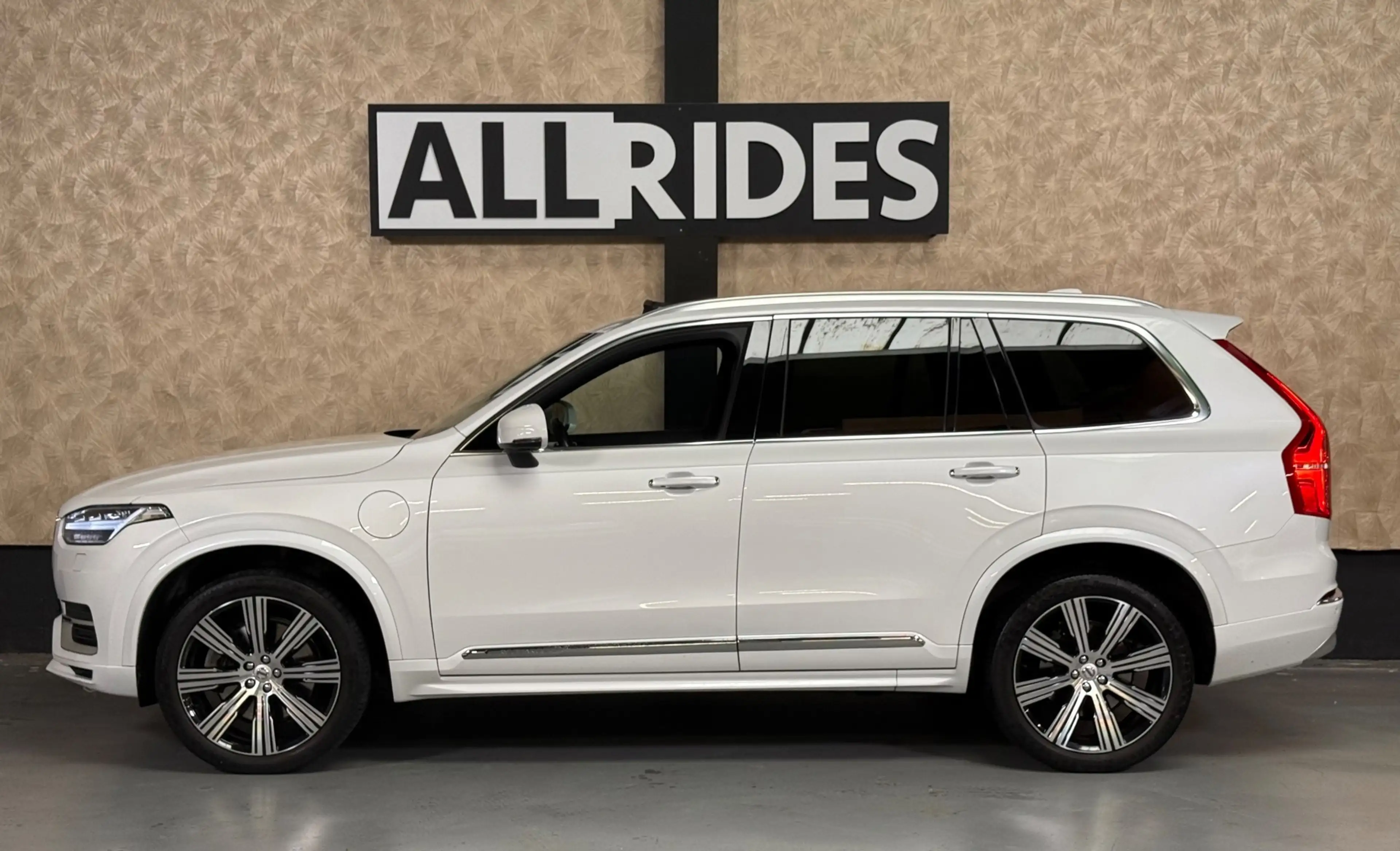 Volvo XC90 2.0 T8 Recharge AWD R-Design | Pano | Stuur/Stoelv — photo 6