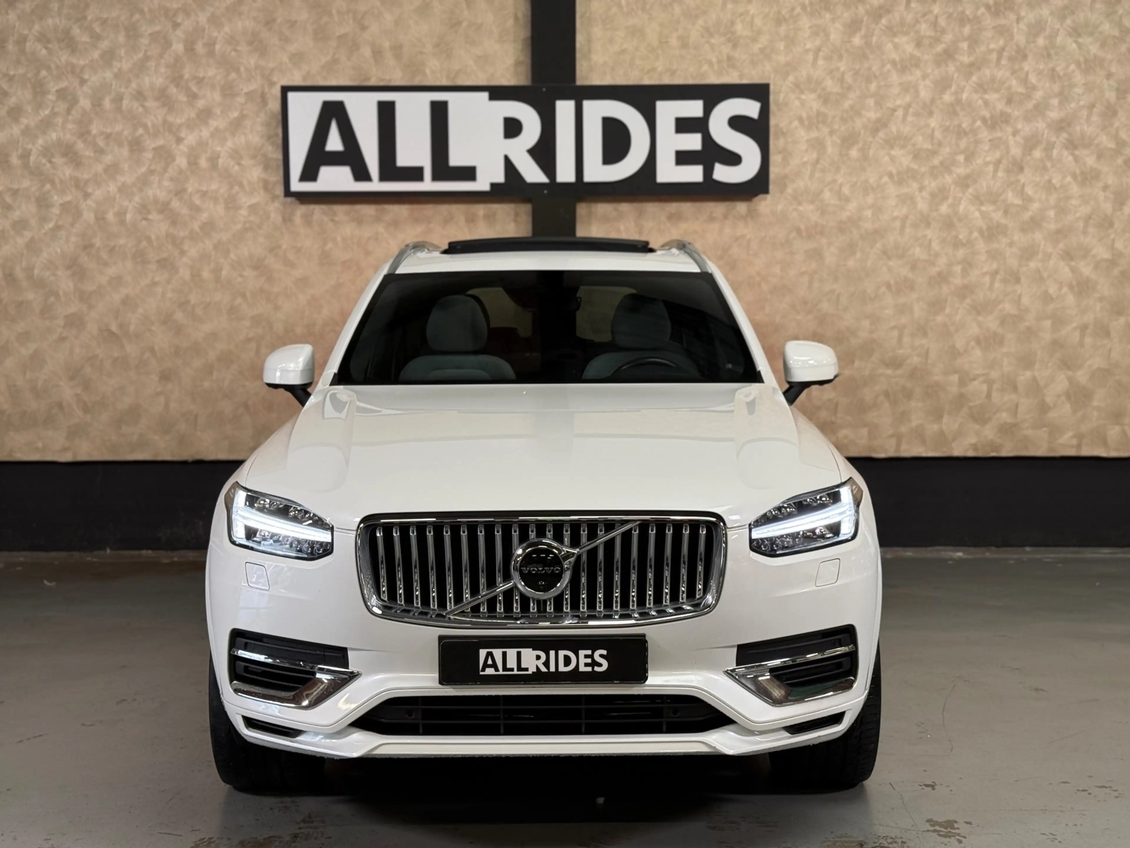 Volvo XC90 2.0 T8 Recharge AWD R-Design | Pano | Stuur/Stoelv — photo 8