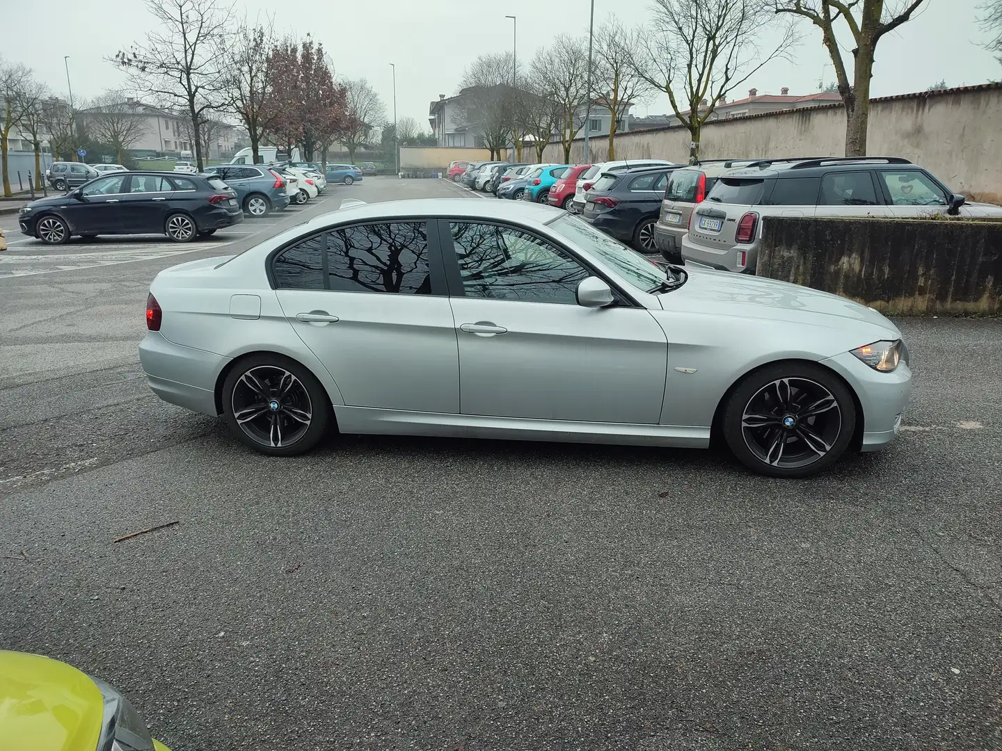 BMW 325 325i Futura FL - 2