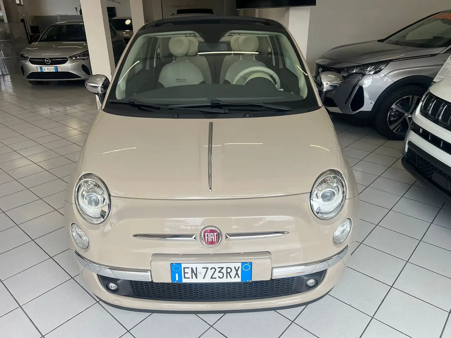 Fiat 500C 500C III 1.2 Color Therapy 69cv Бежевий - 2