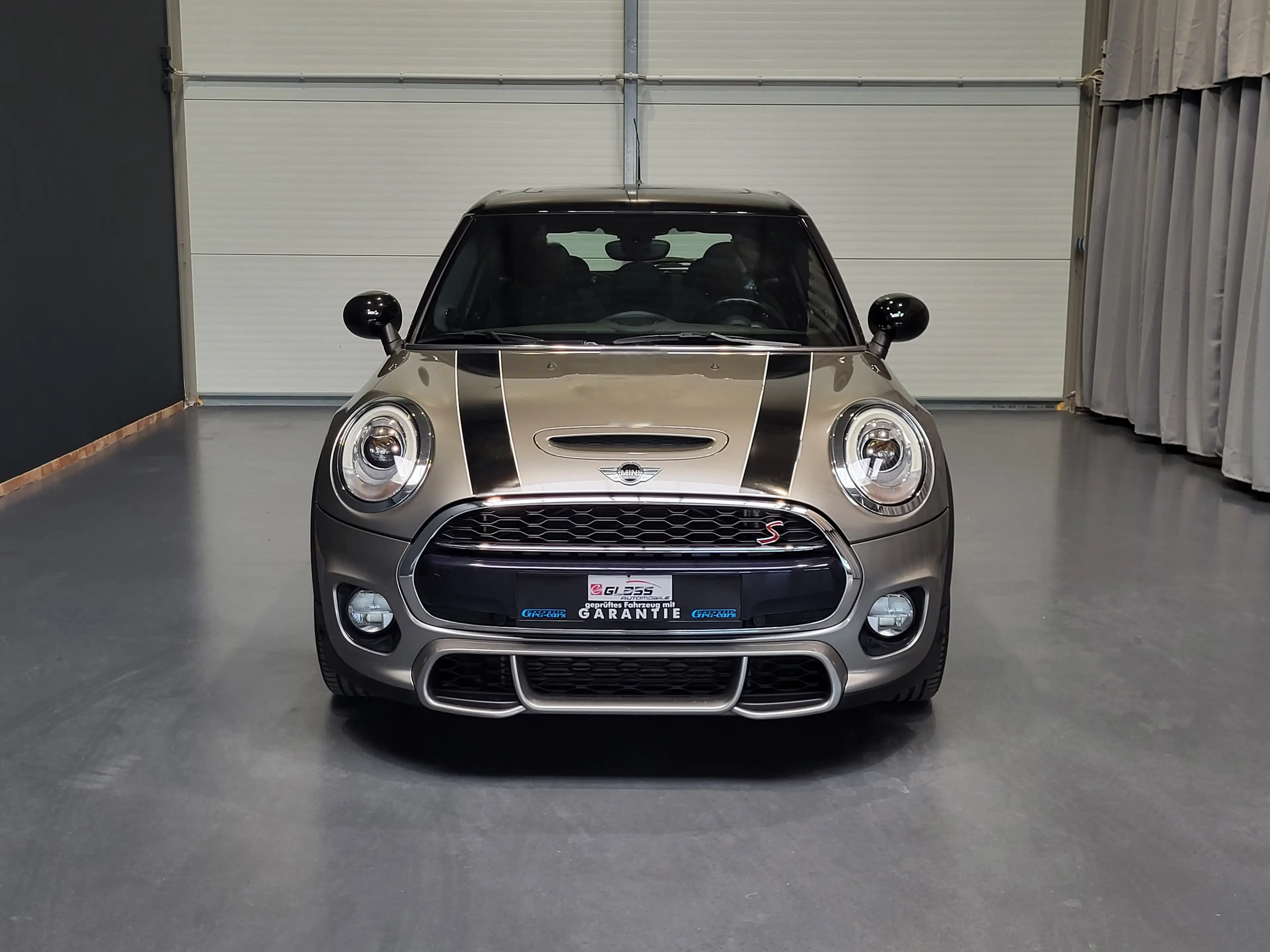 MINI Cooper SD *JC Works-Paket| Leder| Navi| Pano| 1.Hand* — photo 2