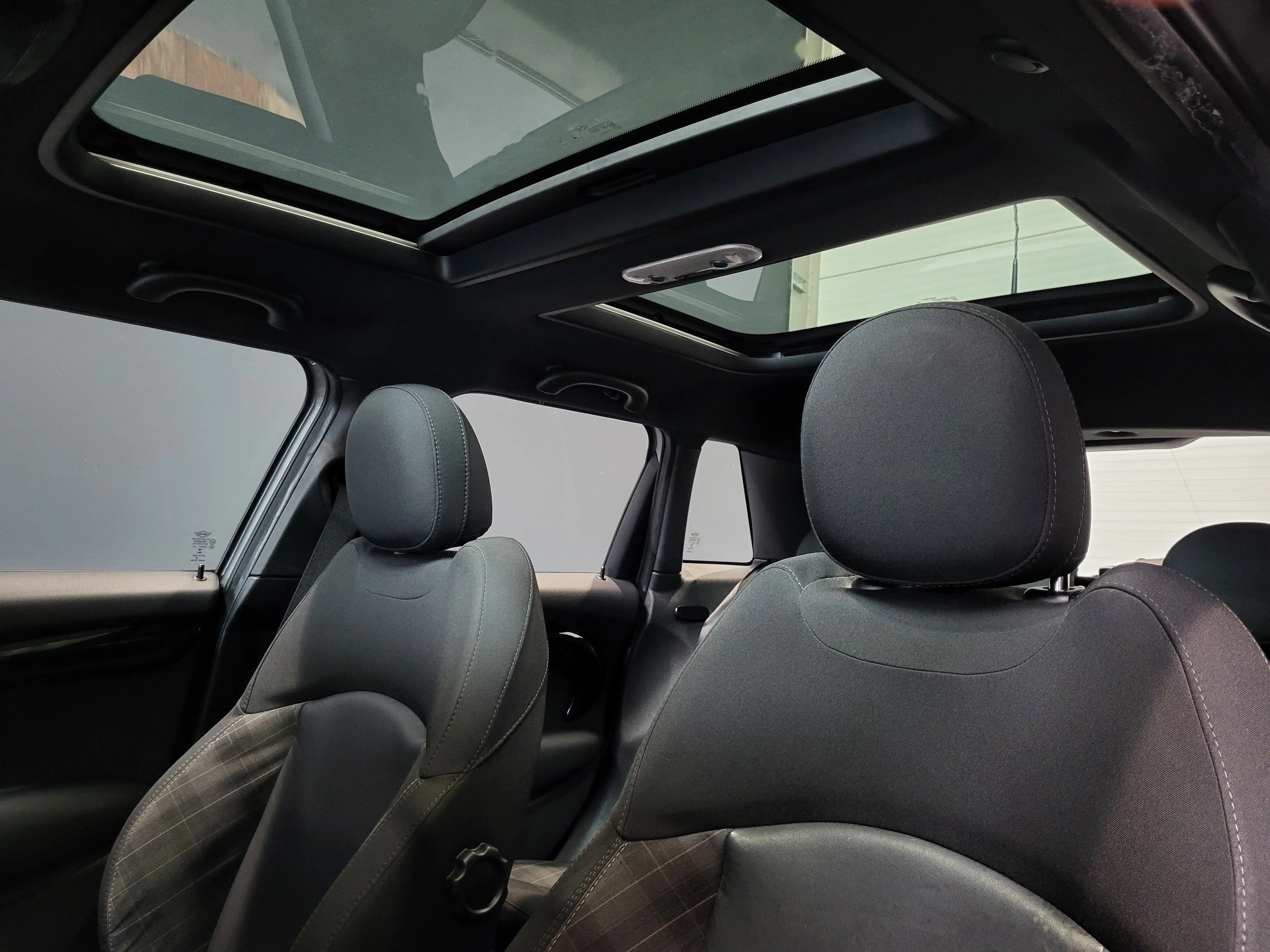 MINI Cooper SD *JC Works-Paket| Leder| Navi| Pano| 1.Hand* — photo 8