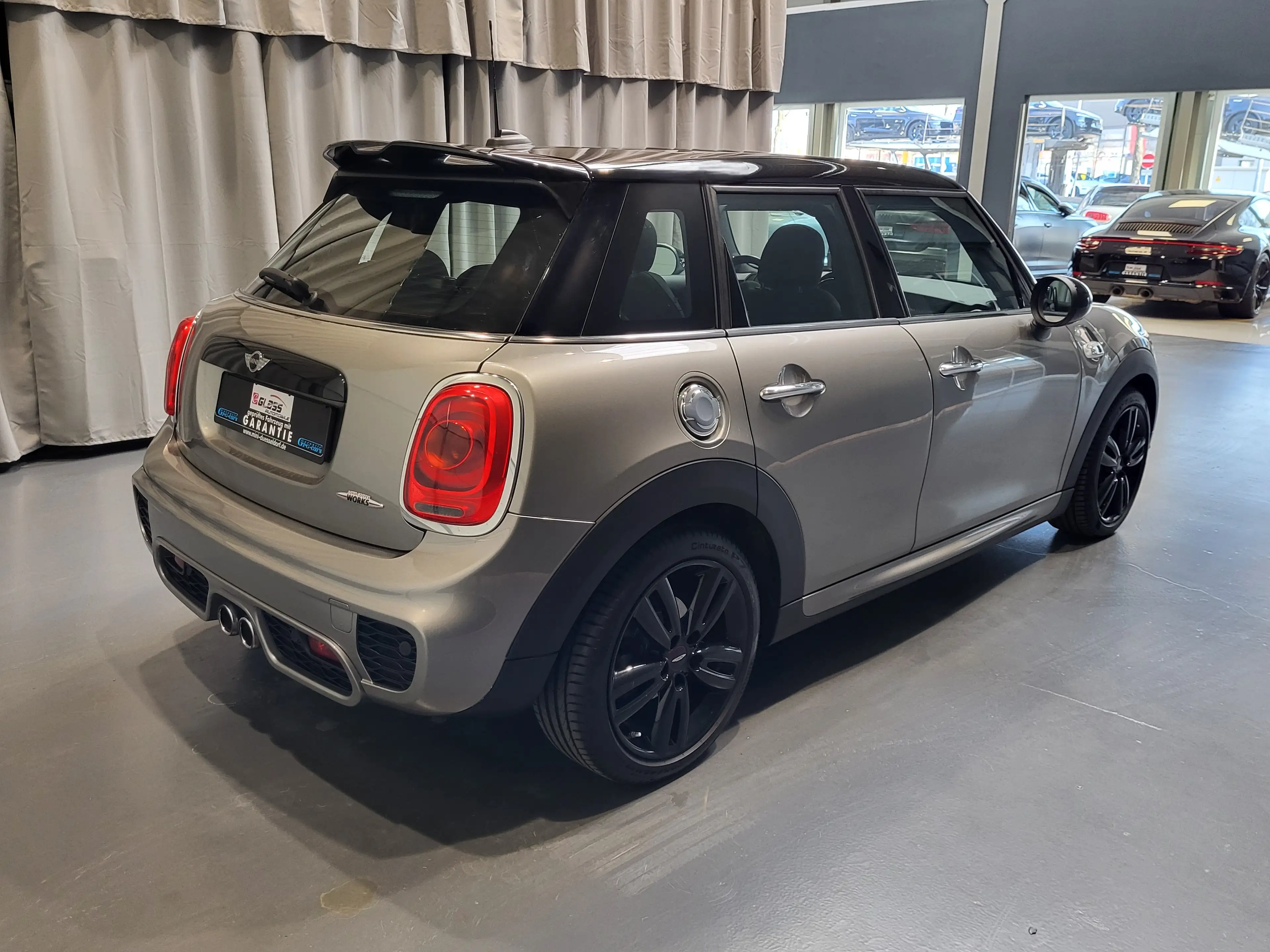 MINI Cooper SD *JC Works-Paket| Leder| Navi| Pano| 1.Hand* — photo 4