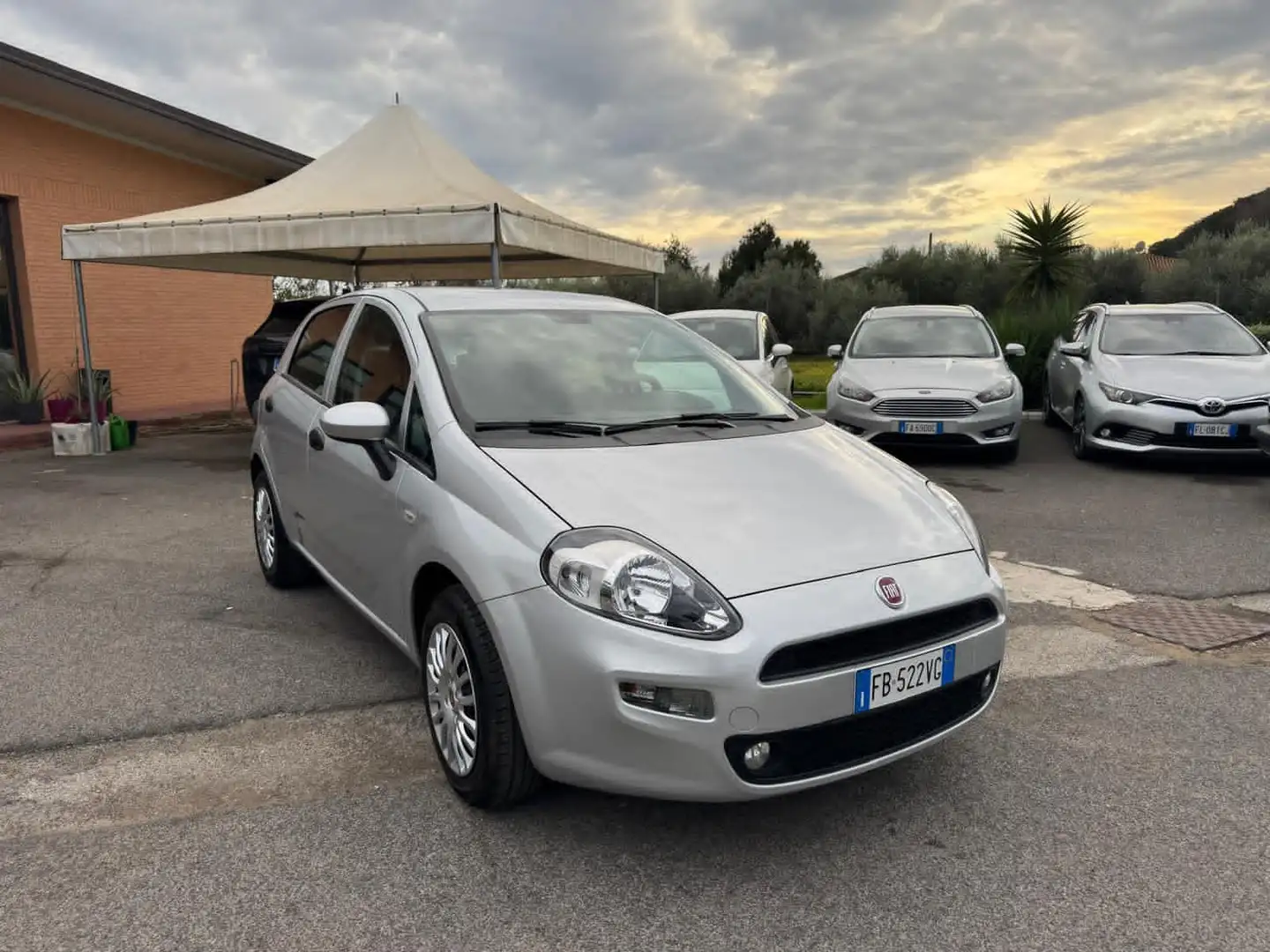 Fiat Punto PUNTO 1.2 BENZINA 69CV 5 PORTE 2015 Argento - 2