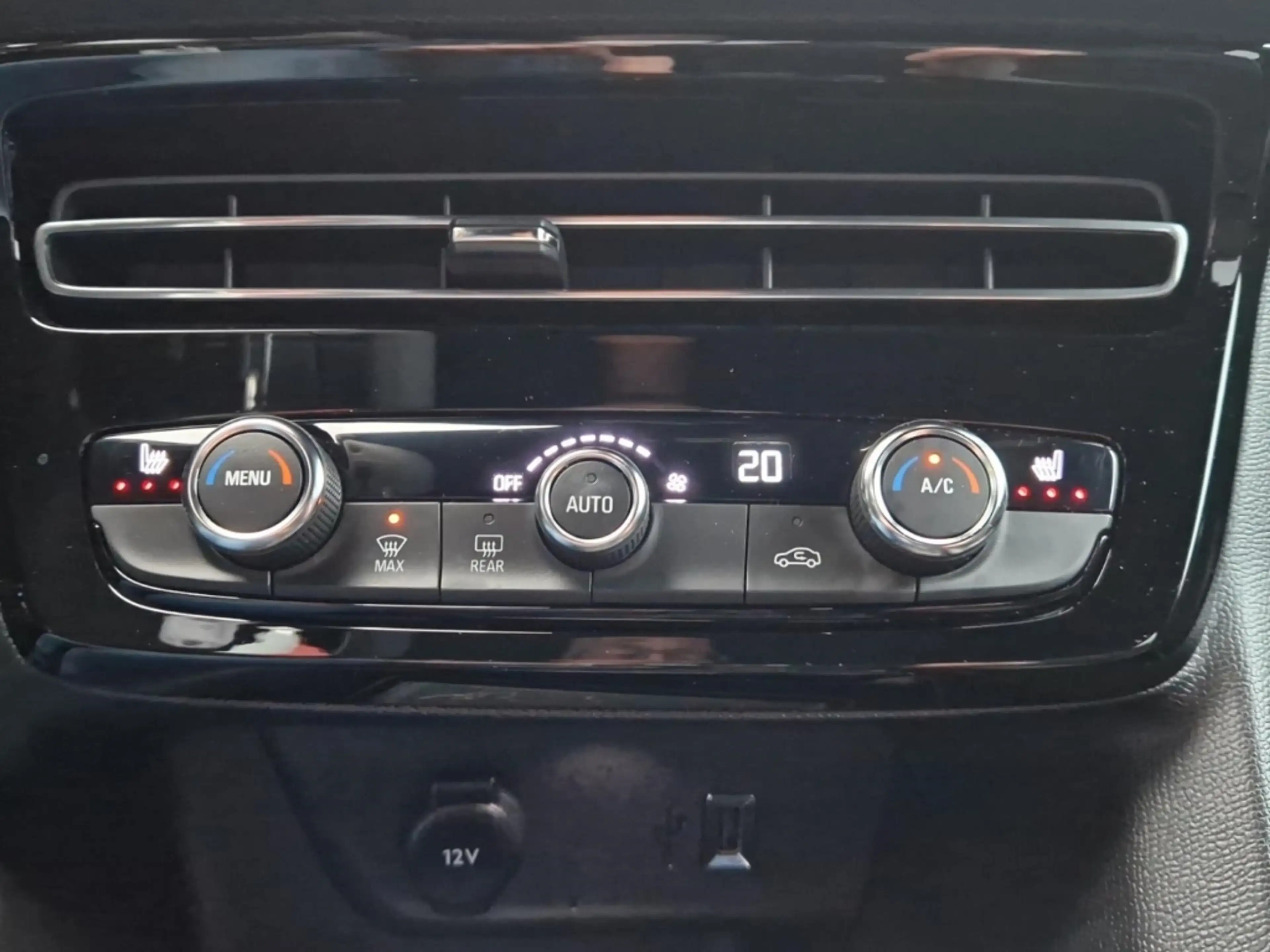 Opel Mokka 1.2 Turbo GS Navi PDC SHZ Kamera LED Blendfreies F — photo 13