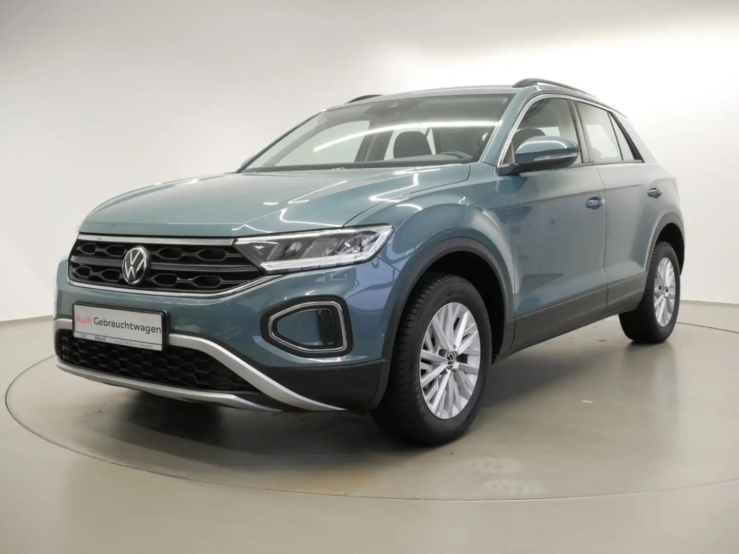 Volkswagen T-Roc 1.0 TSI Life LED AHK dig. Cock. NAVI PDC Blau - 2