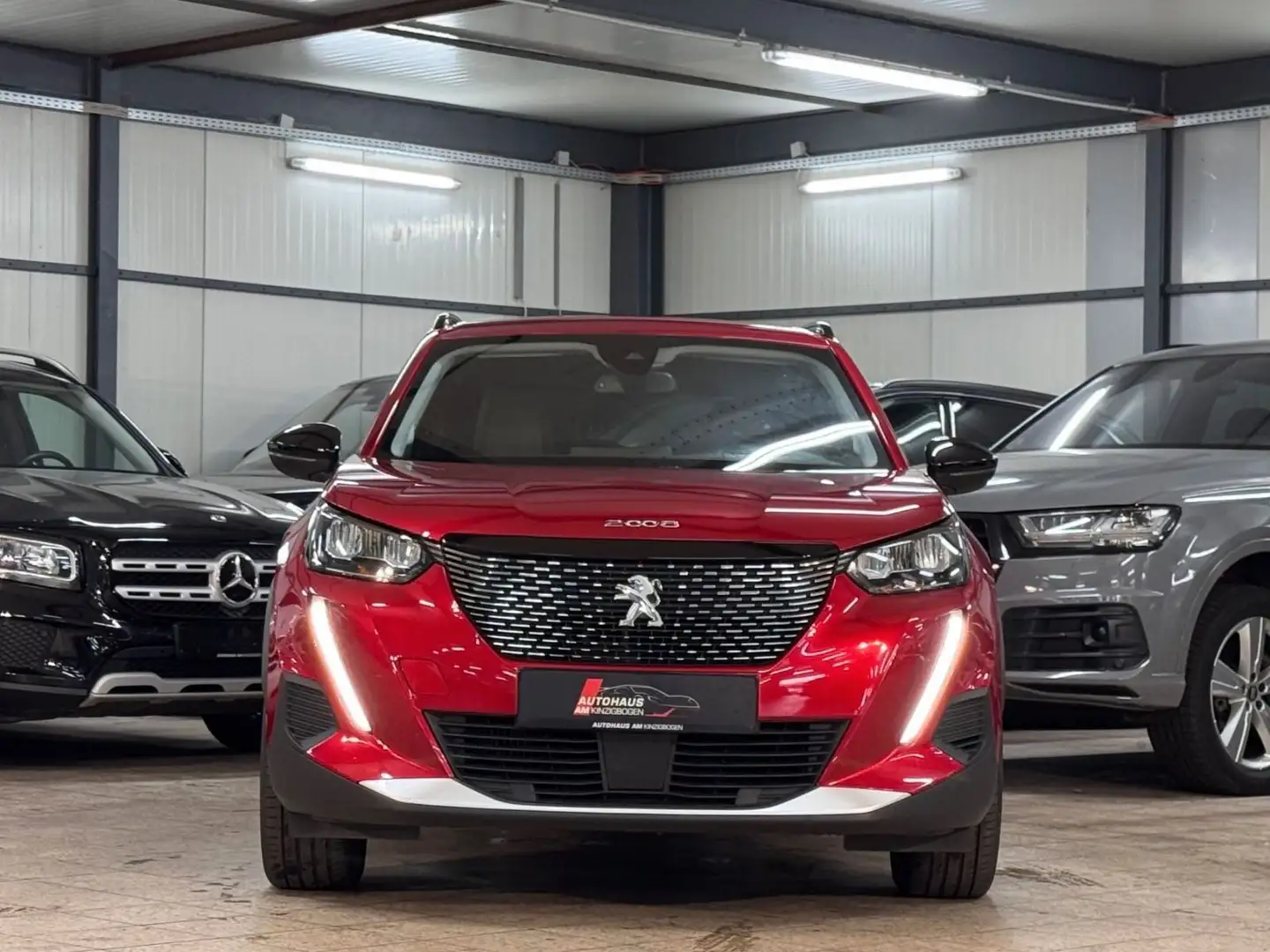 Peugeot 2008 Allure Pack 180°KAM*DAB*SPUR*ÖED*VIR*1.HAND Rot - 2