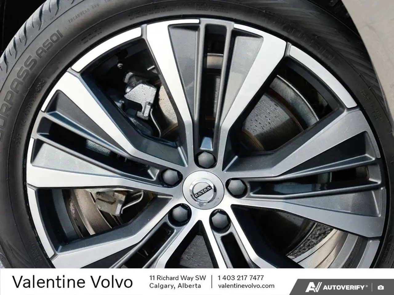 Volvo XC60 photo Volvo XC60