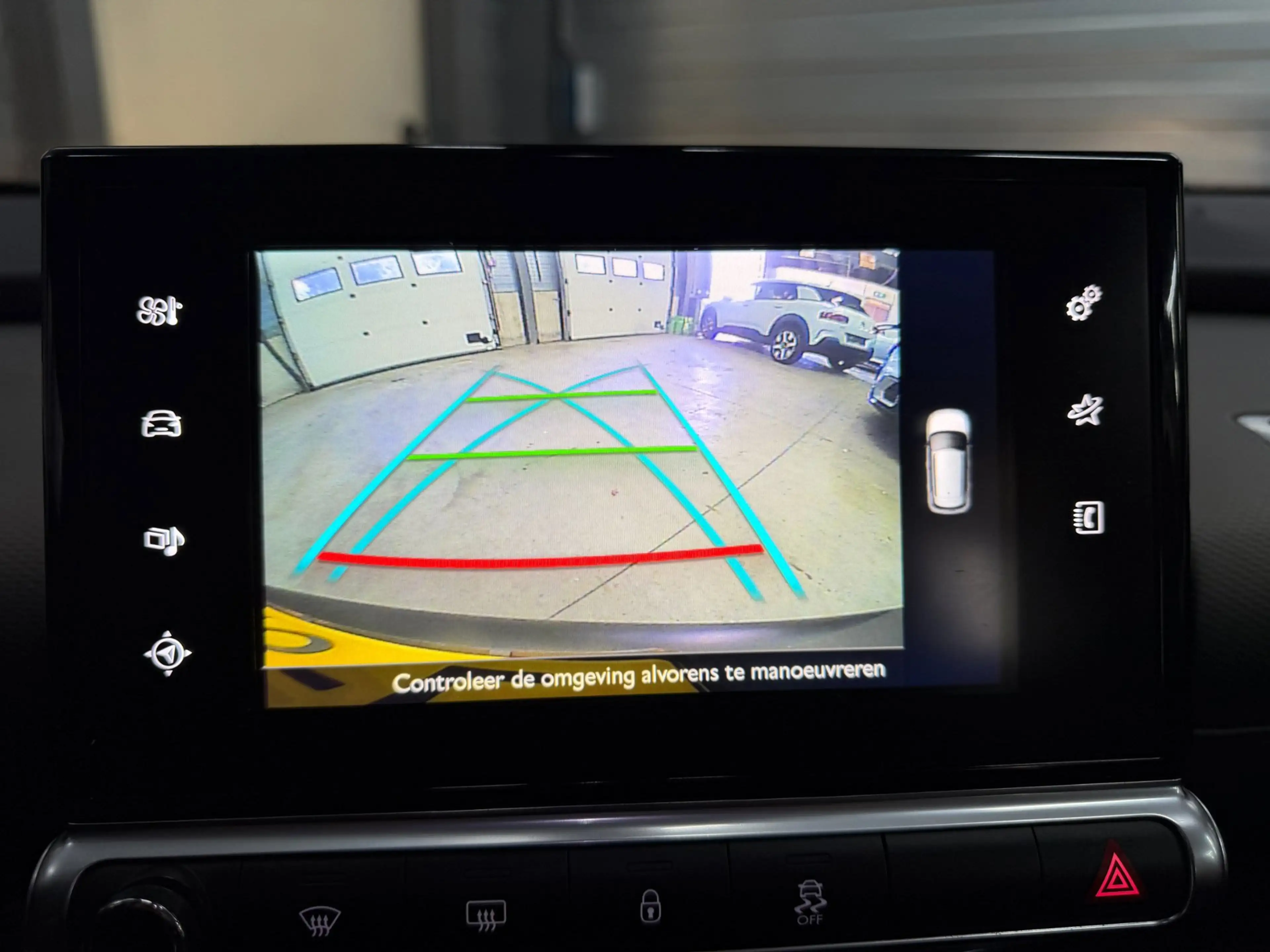 Citroen C4 Cactus 1.2 PureTech Shine 2e eigenaar riem vervangen — photo 15