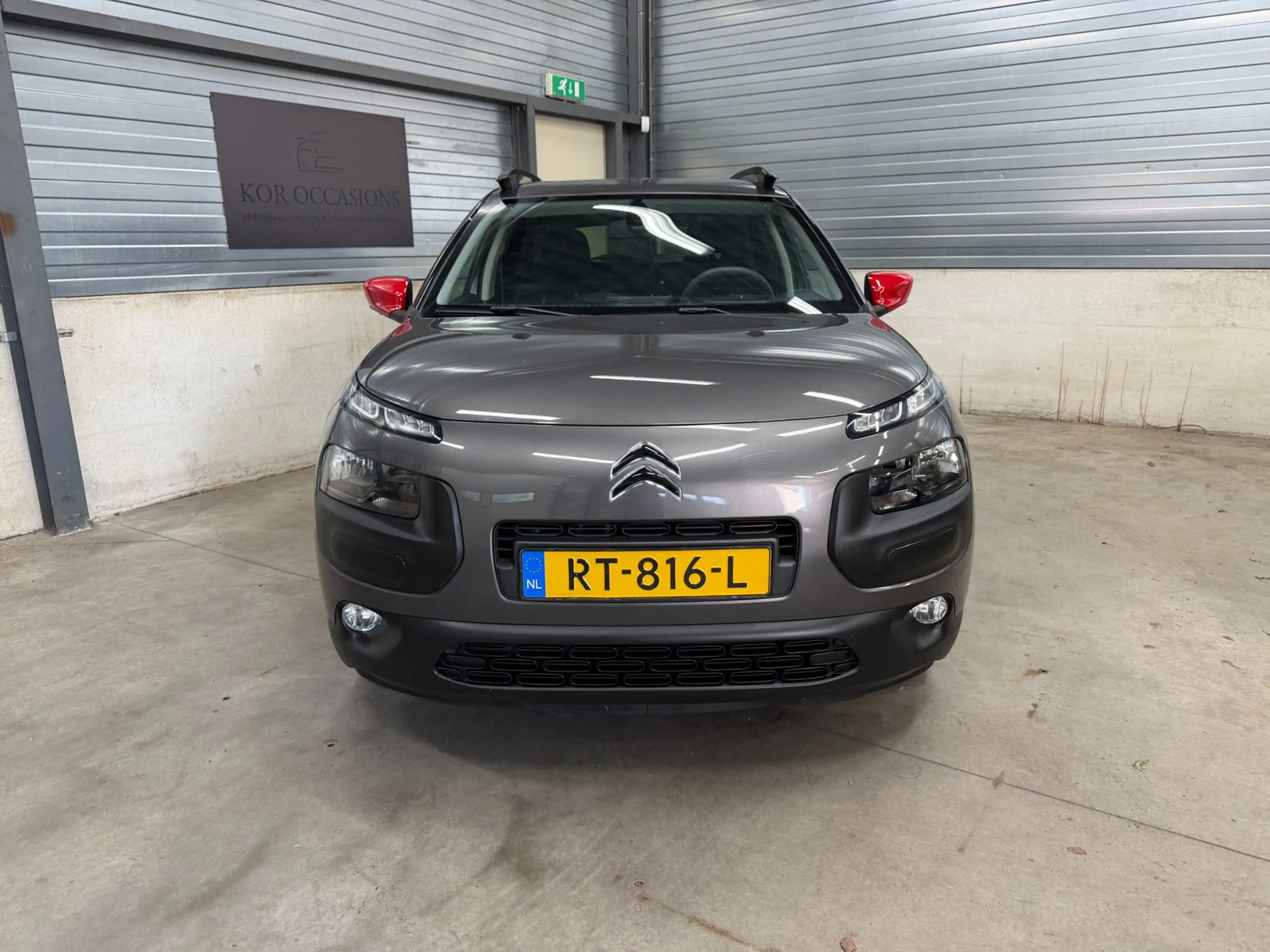 Citroen C4 Cactus 1.2 PureTech Shine 2e eigenaar riem vervangen — photo 2