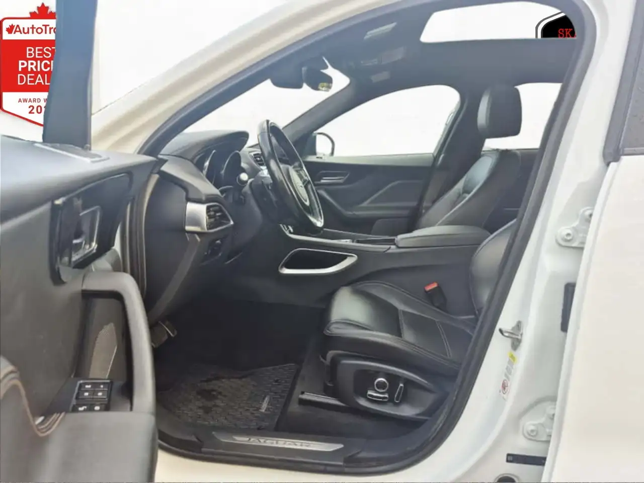 Jaguar F-Pace снимка Jaguar F-Pace