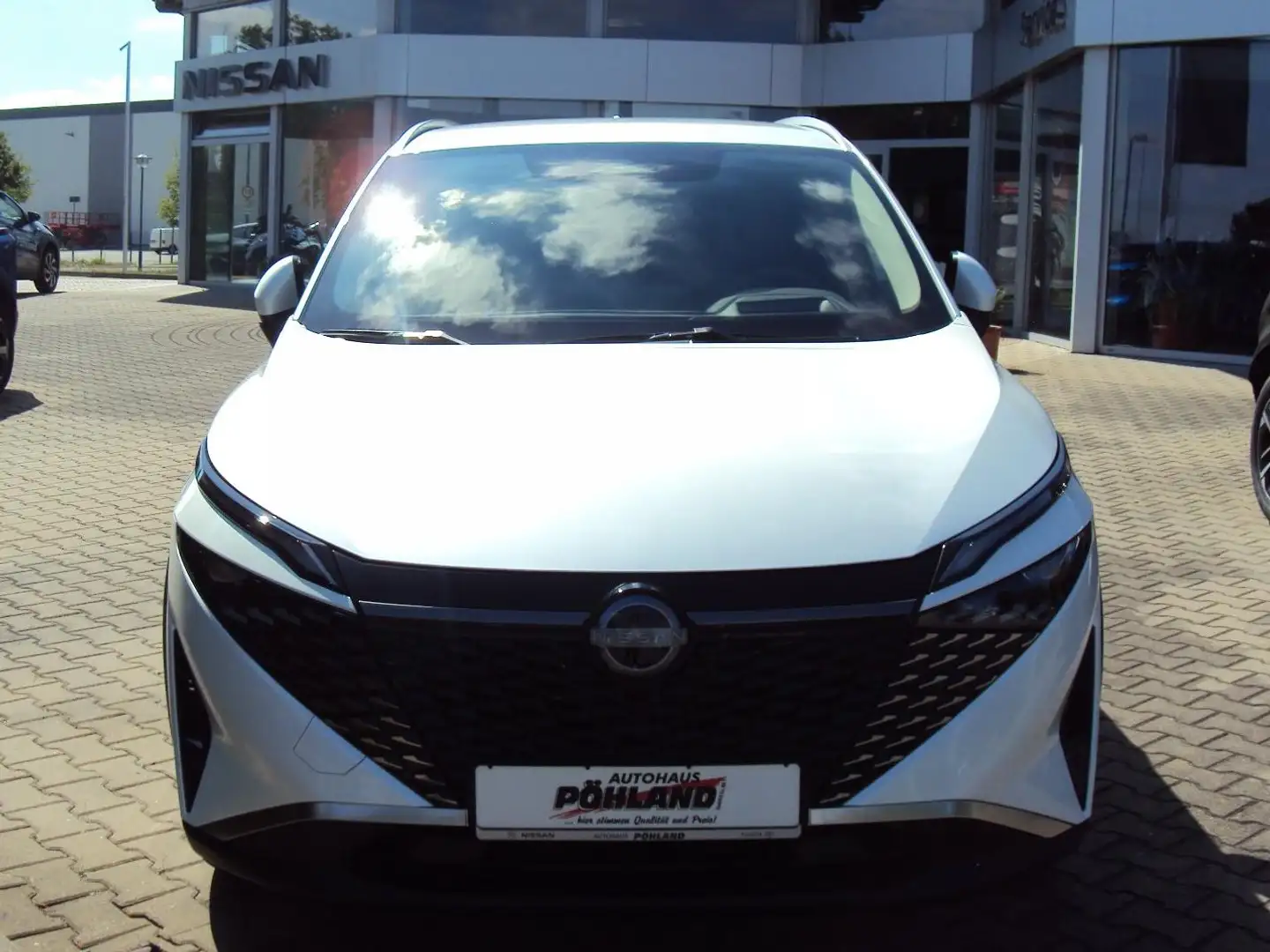 Nissan Qashqai N-Connecta inkl. Winter + Komfort Paket Weiß - 2