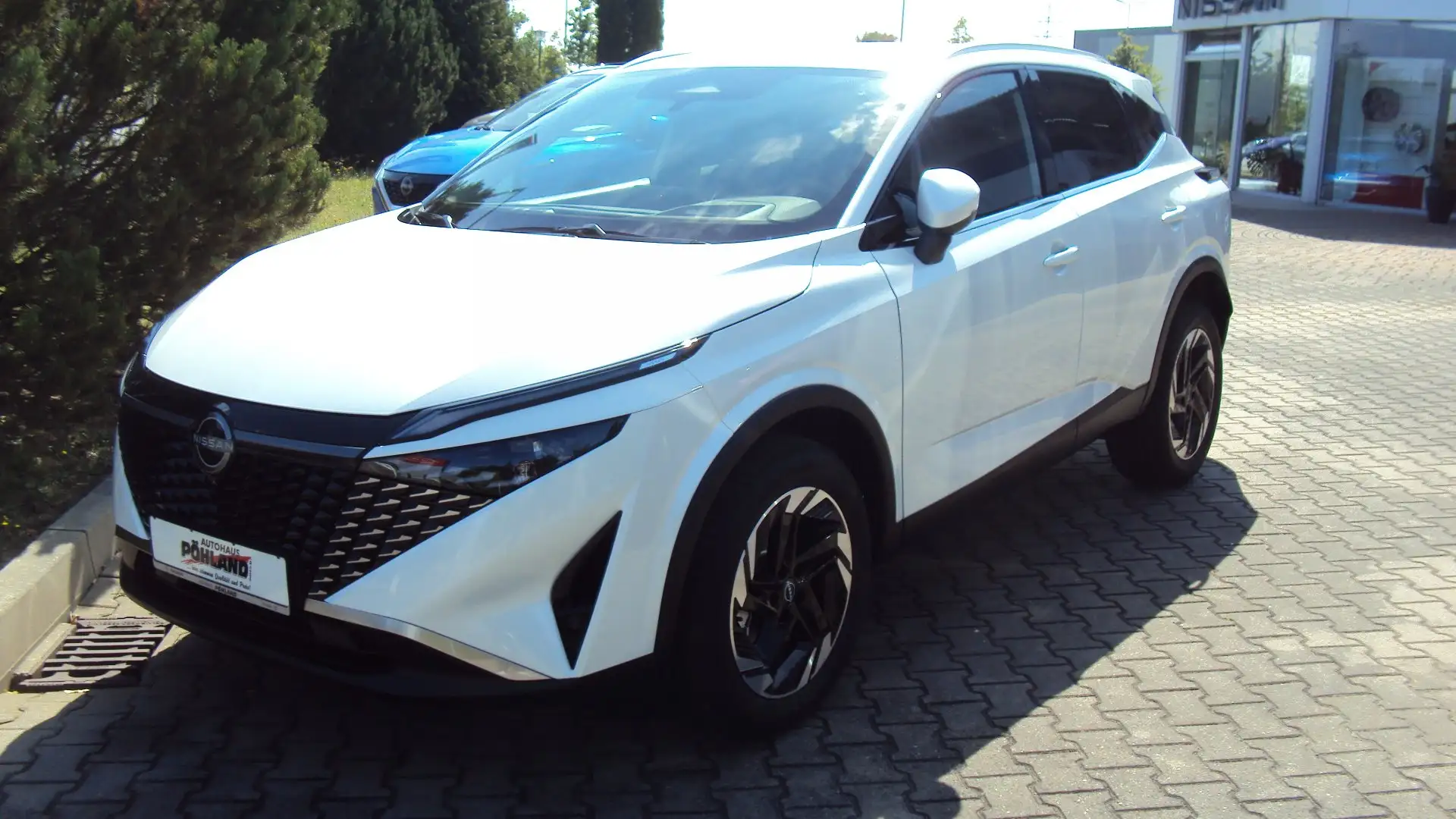 Nissan Qashqai N-Connecta inkl. Winter + Komfort Paket Weiß - 1